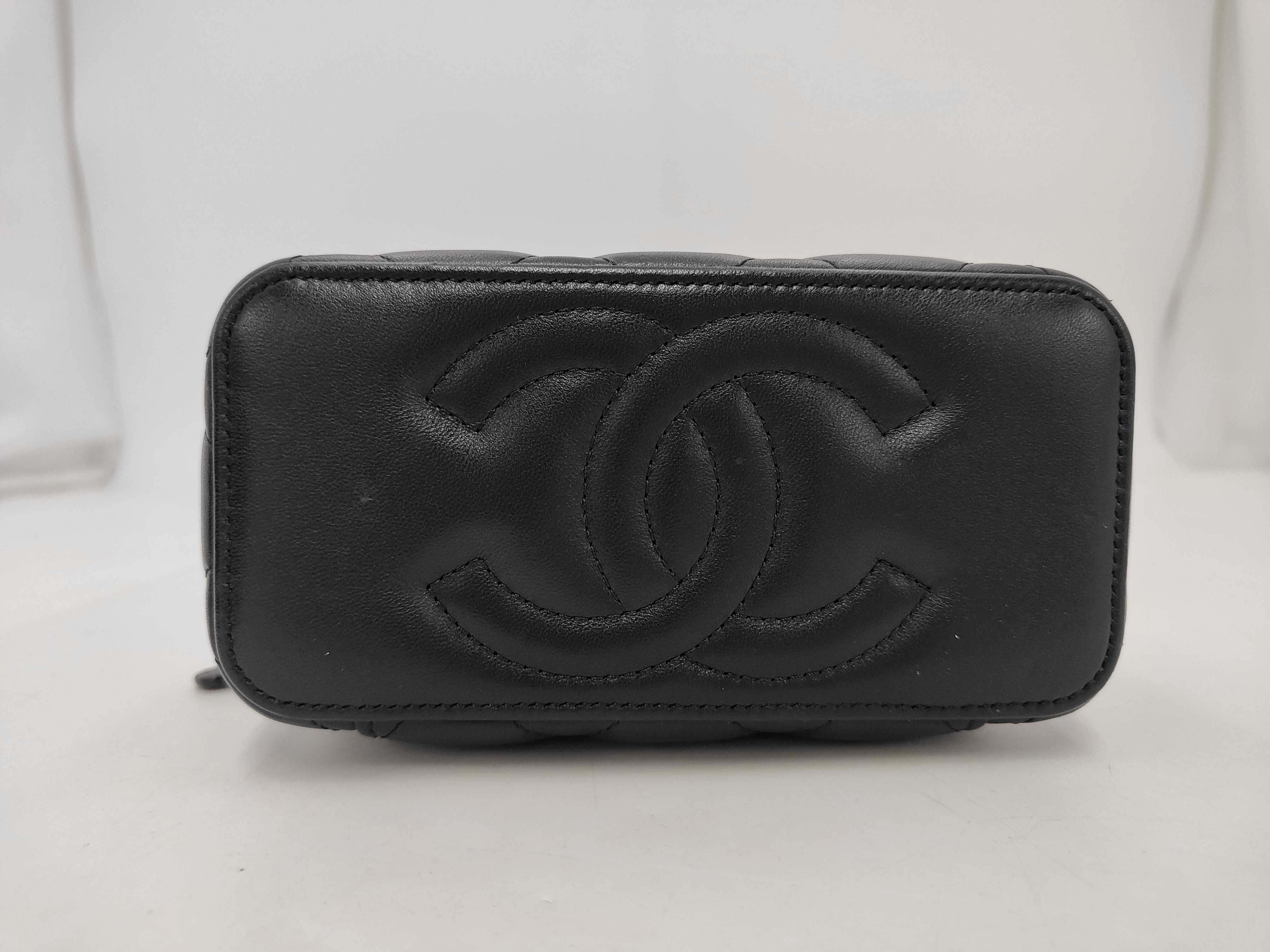 Matelassé Vanity Chain Shoulder Bag, Lambskin, Black, Silver Hardware. — view 3