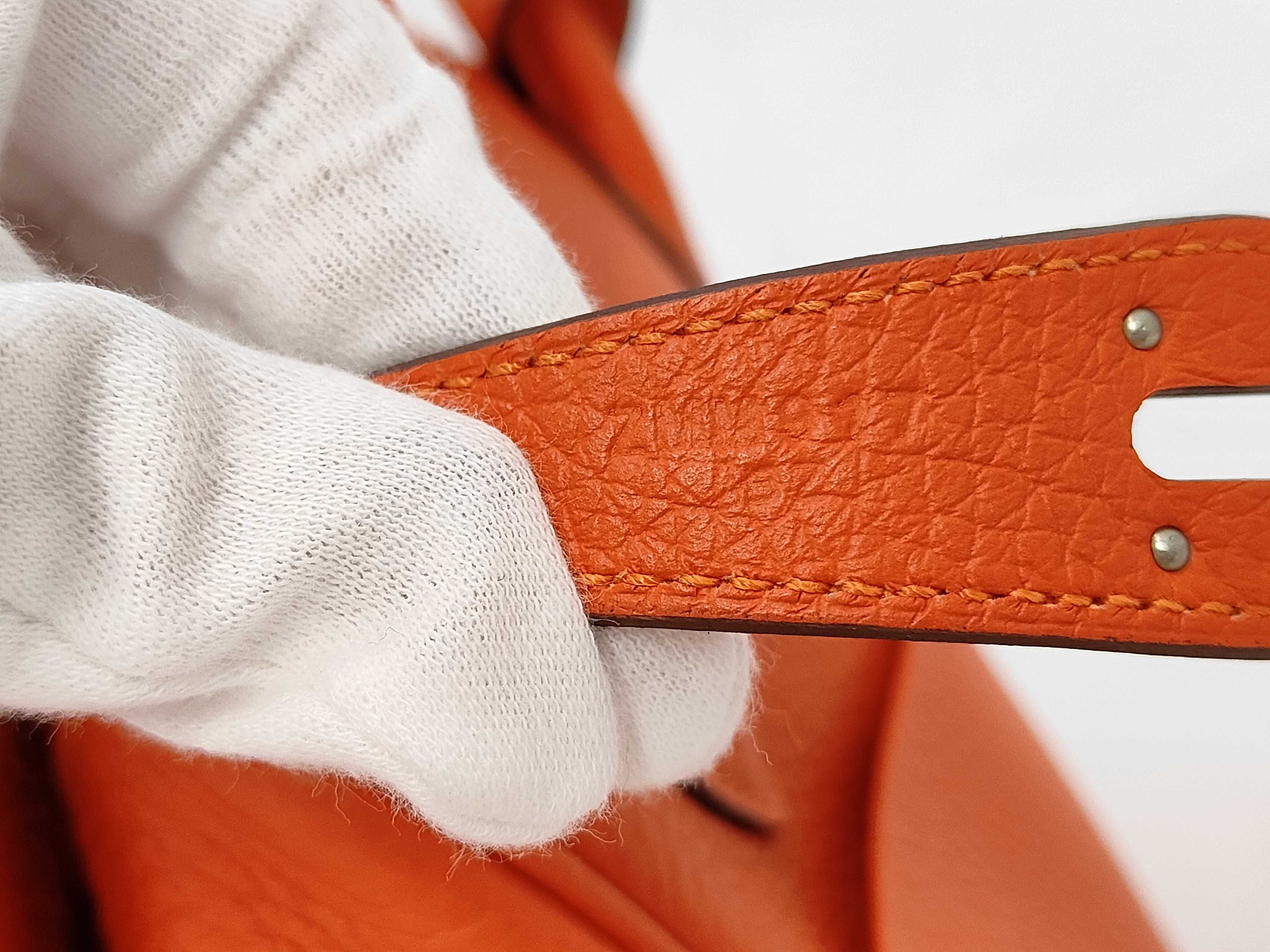 Lindy 26 Taurillon Clemence Orange Z Stamp Handbag — view 8