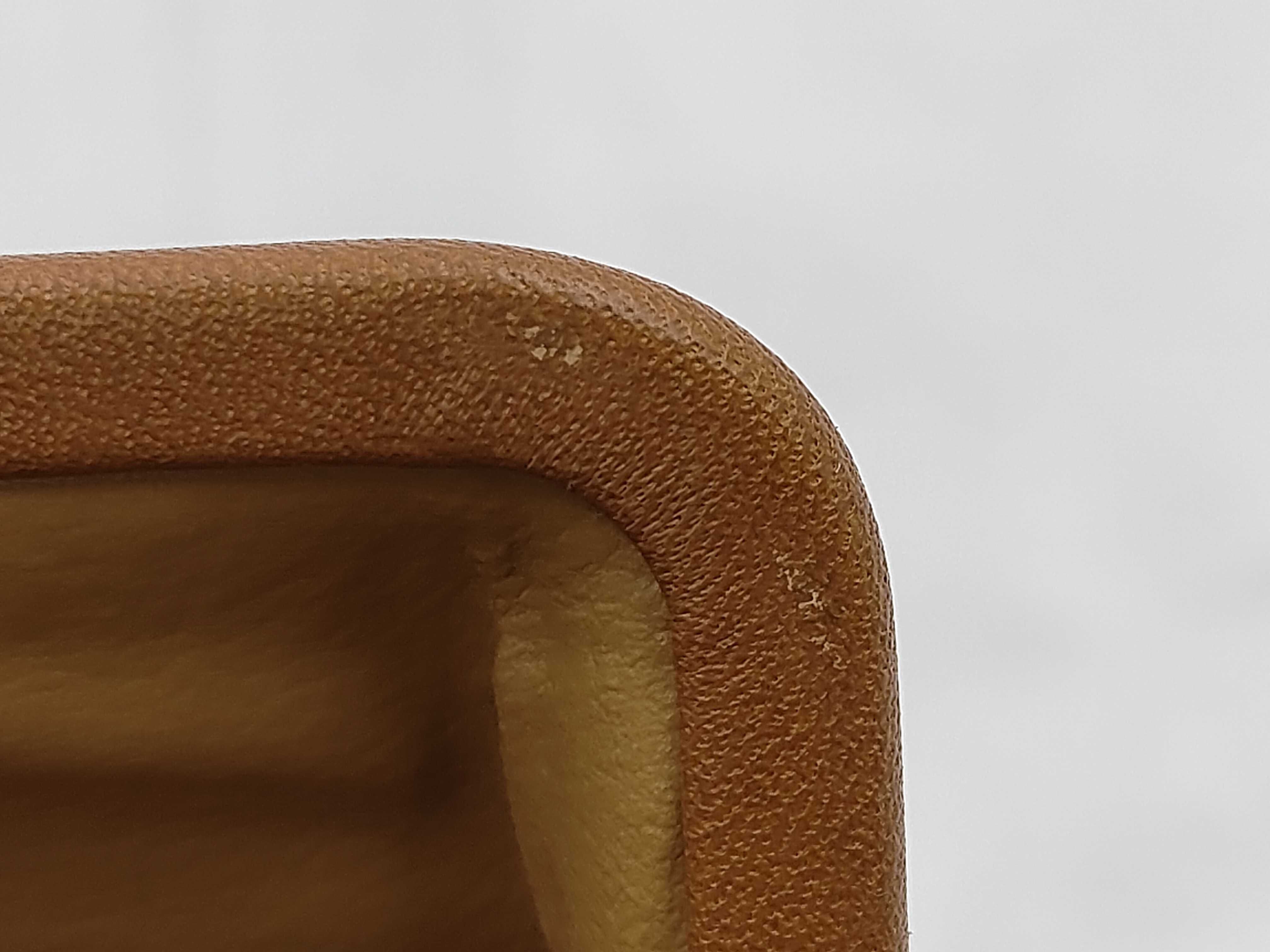 Coin Case — view 7