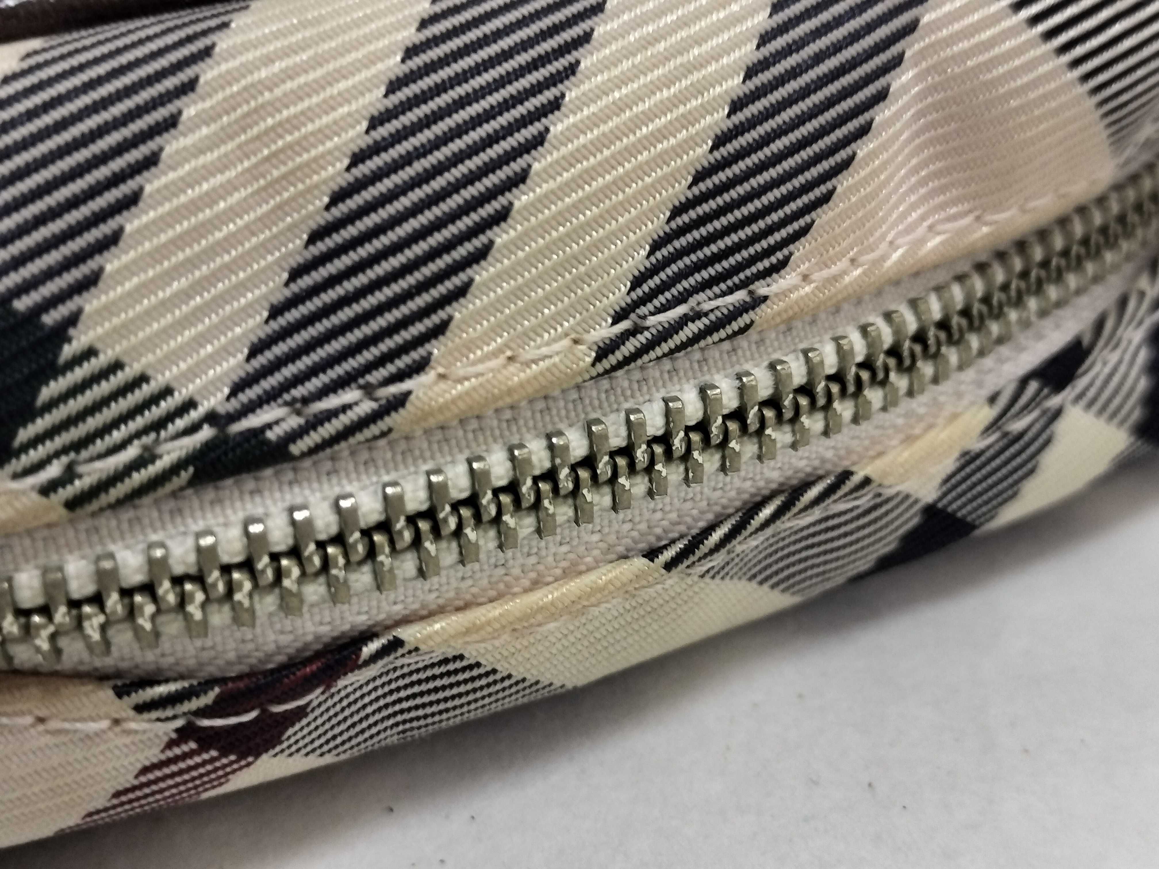 Blue Label Burberry Shoulder Bag — view 6