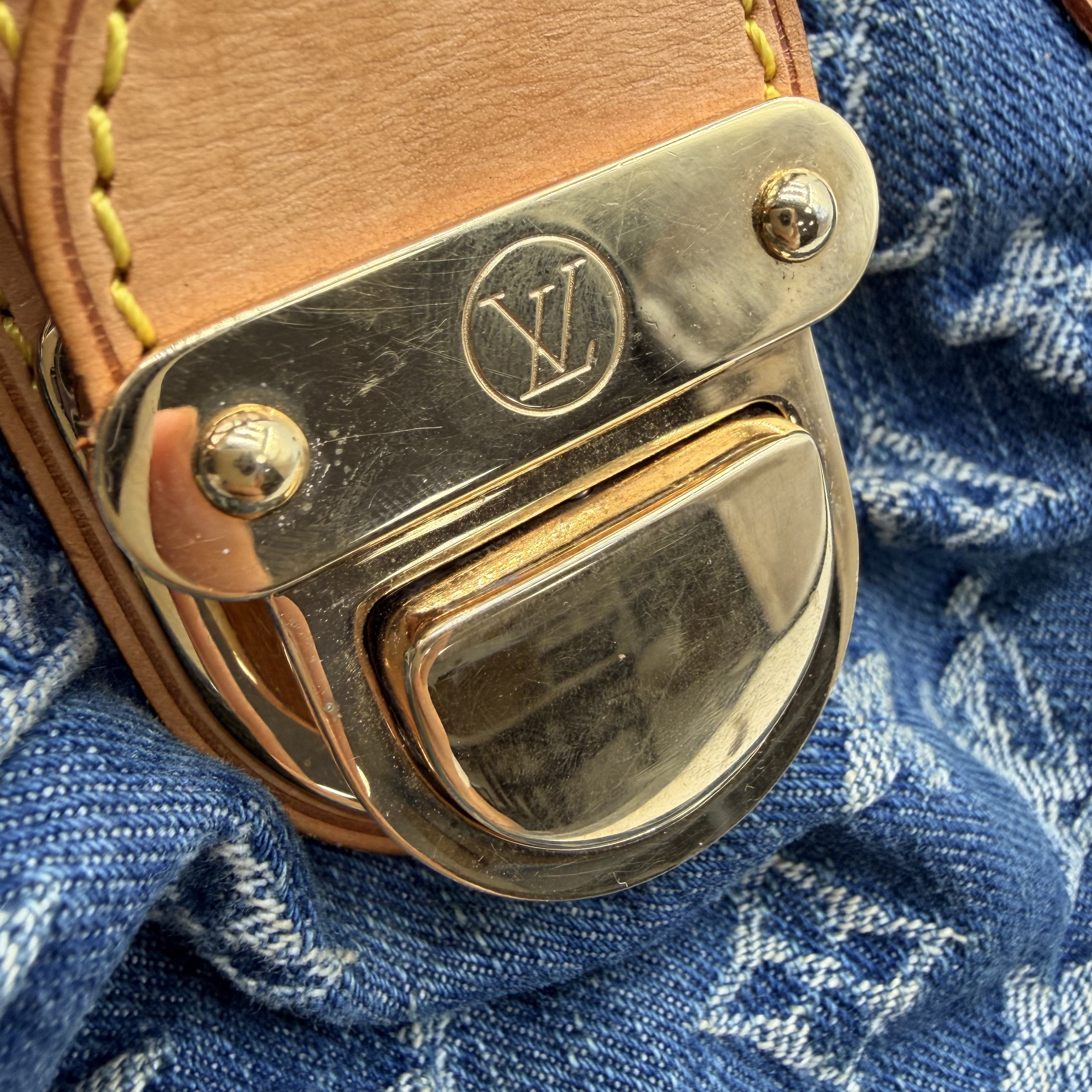 【*Shipped from: China*】LOUIS VUITTON Baggy Denim Handbag — view 12
