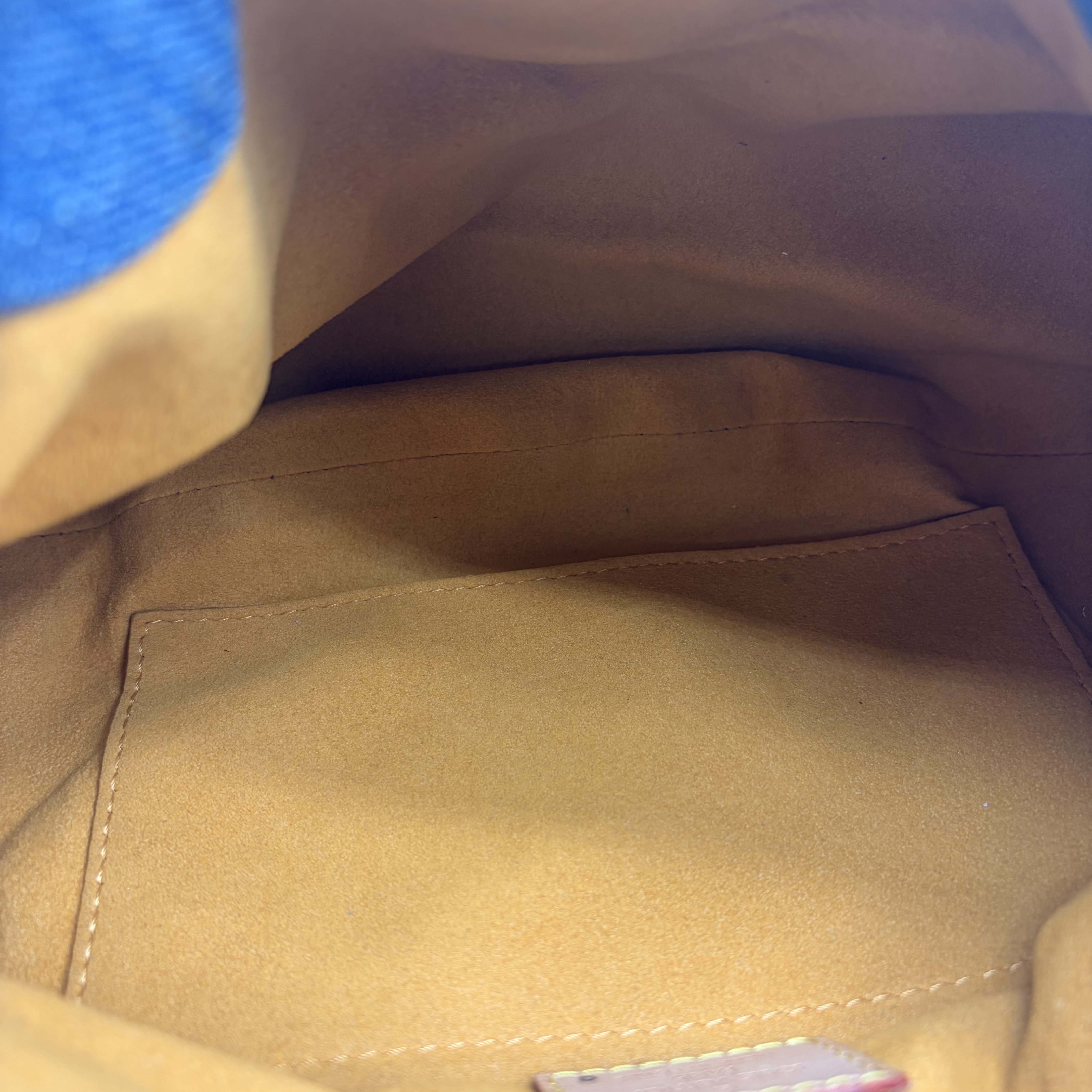 【*Shipped from: China*】LOUIS VUITTON Baggy Denim Handbag — view 7