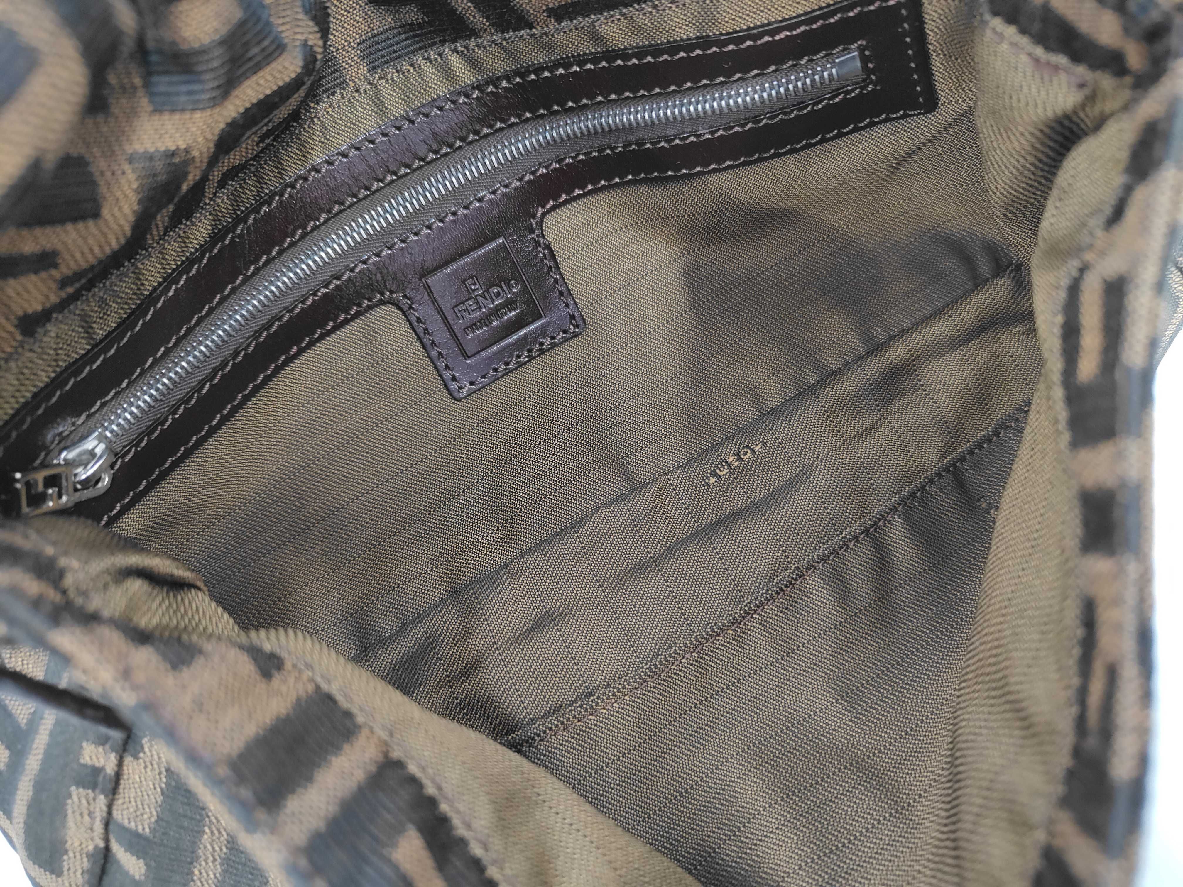 Mamma Bucket One-Shoulder Bag — view 10