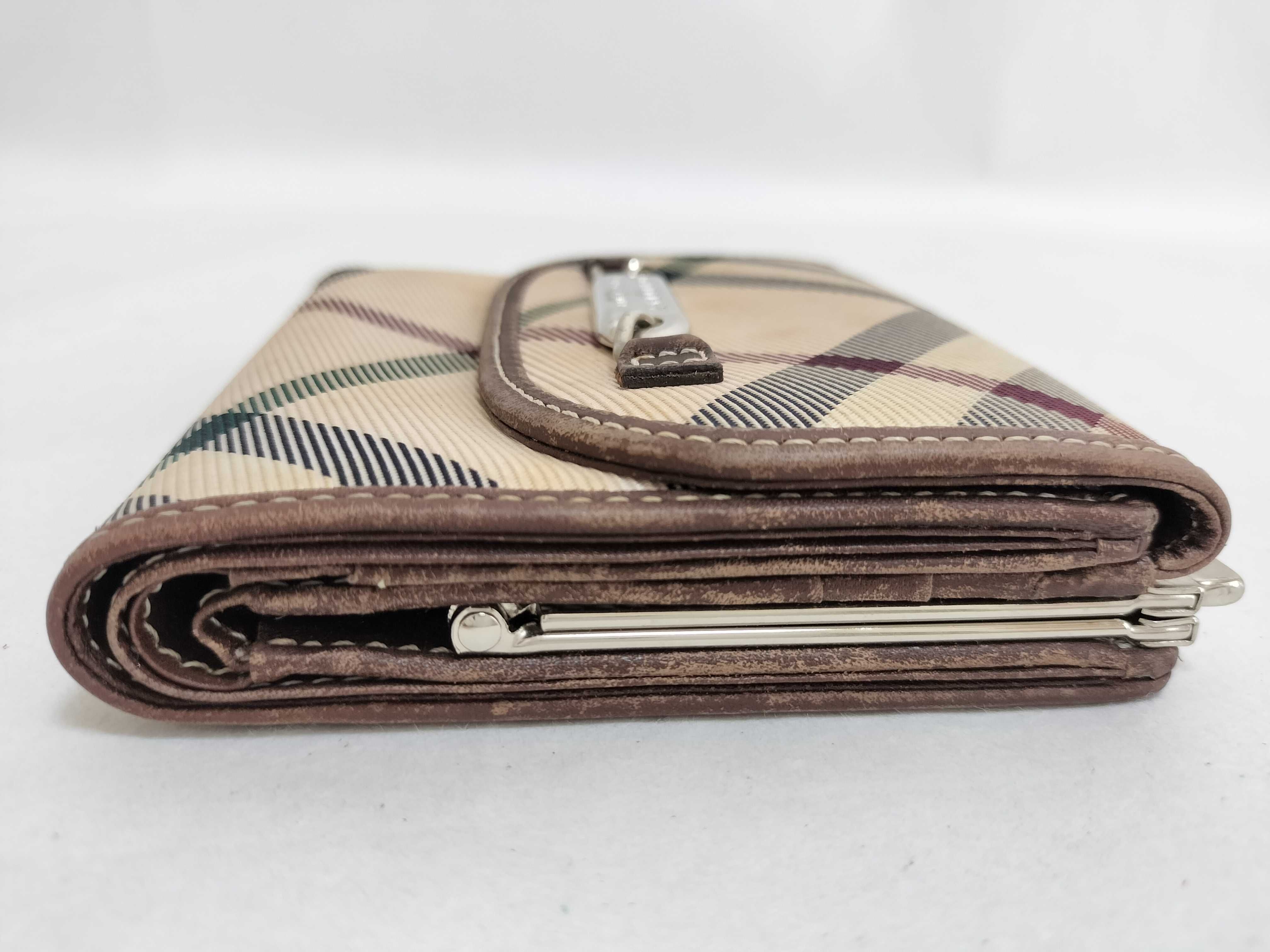 Blue Label Burberry wallet — view 5