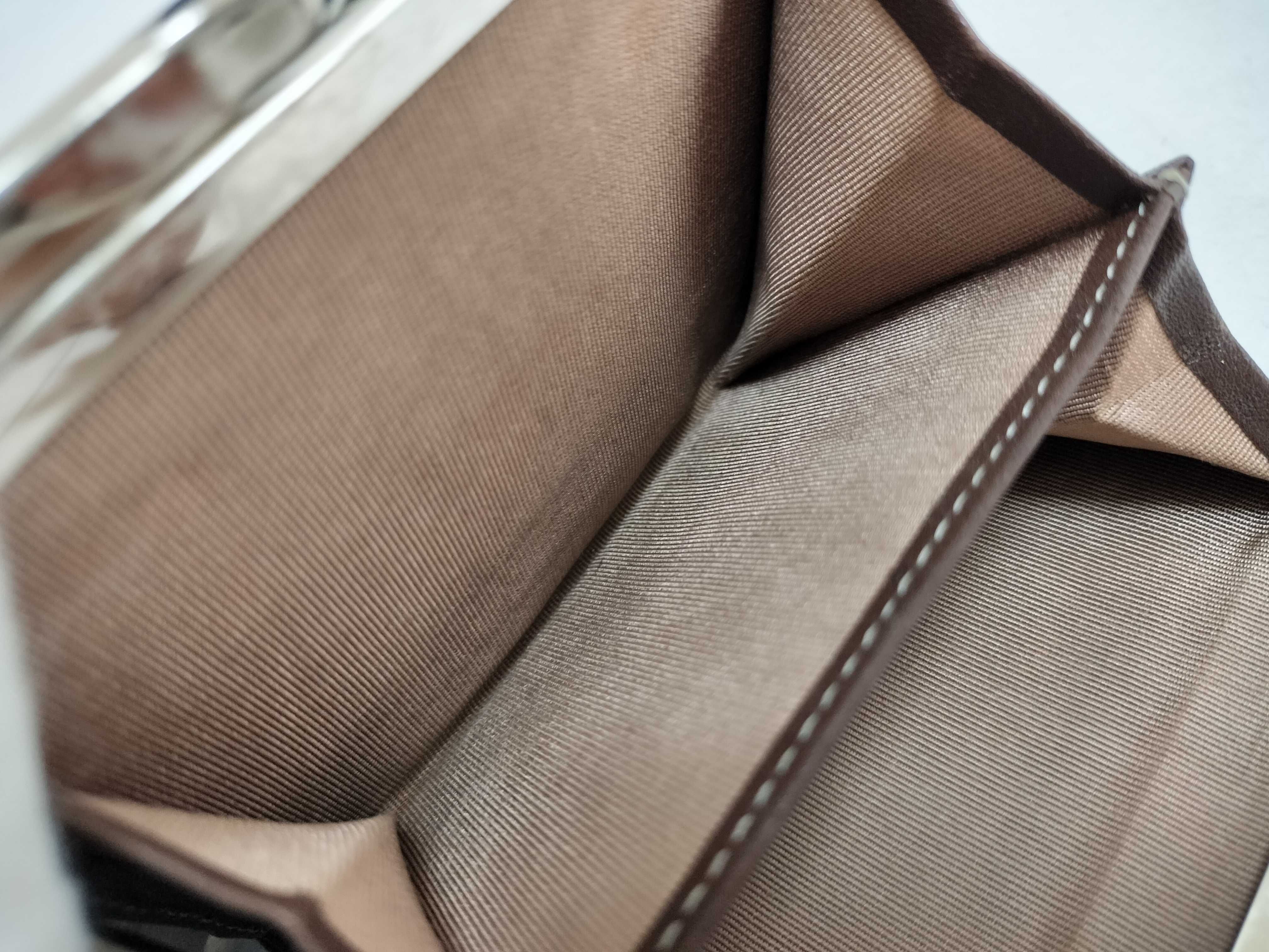 Blue Label Burberry wallet — view 8