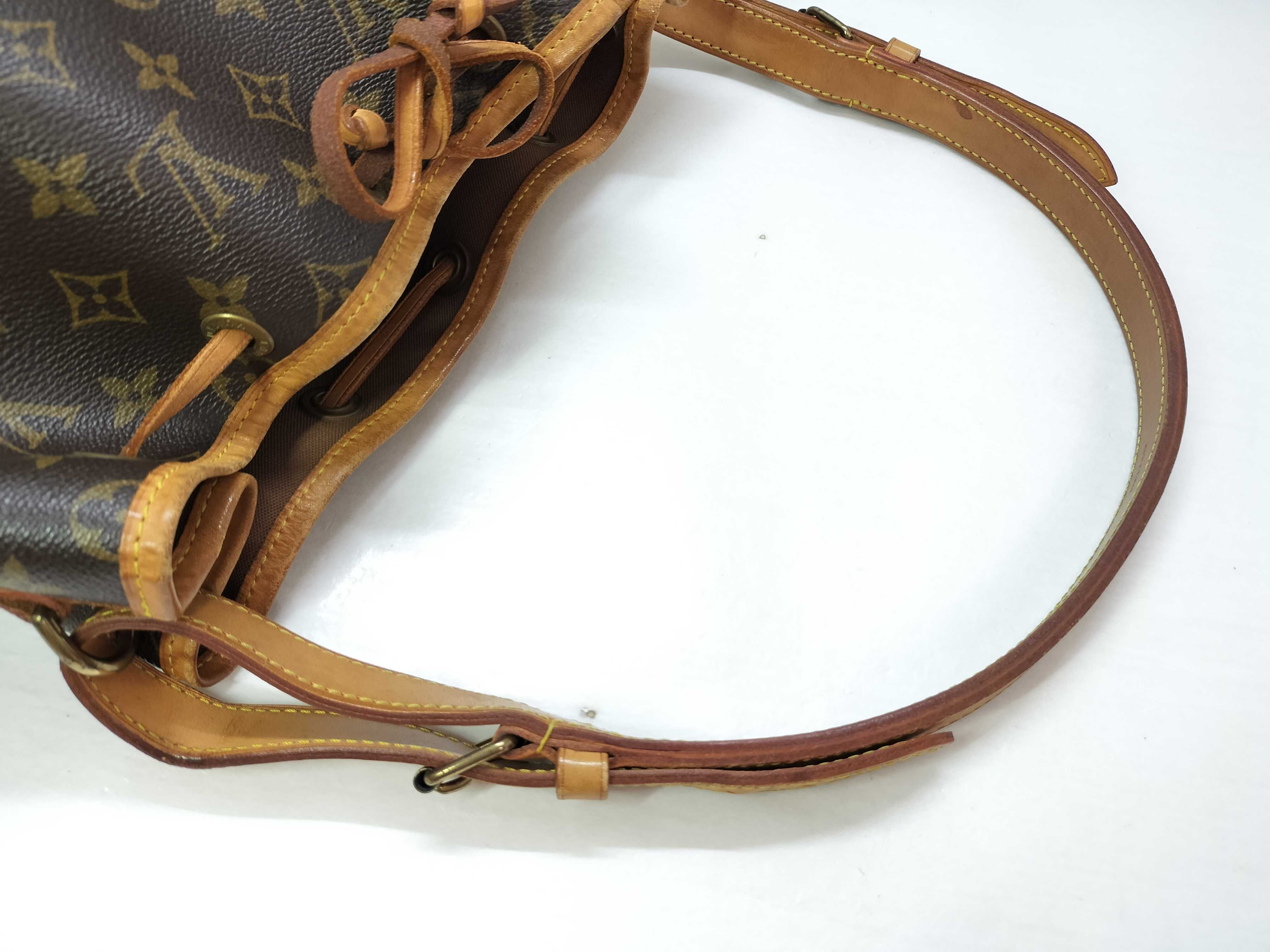 Monogram Noe Shoulder Bag M42224 AR1024 Shoulder Bag — view 3