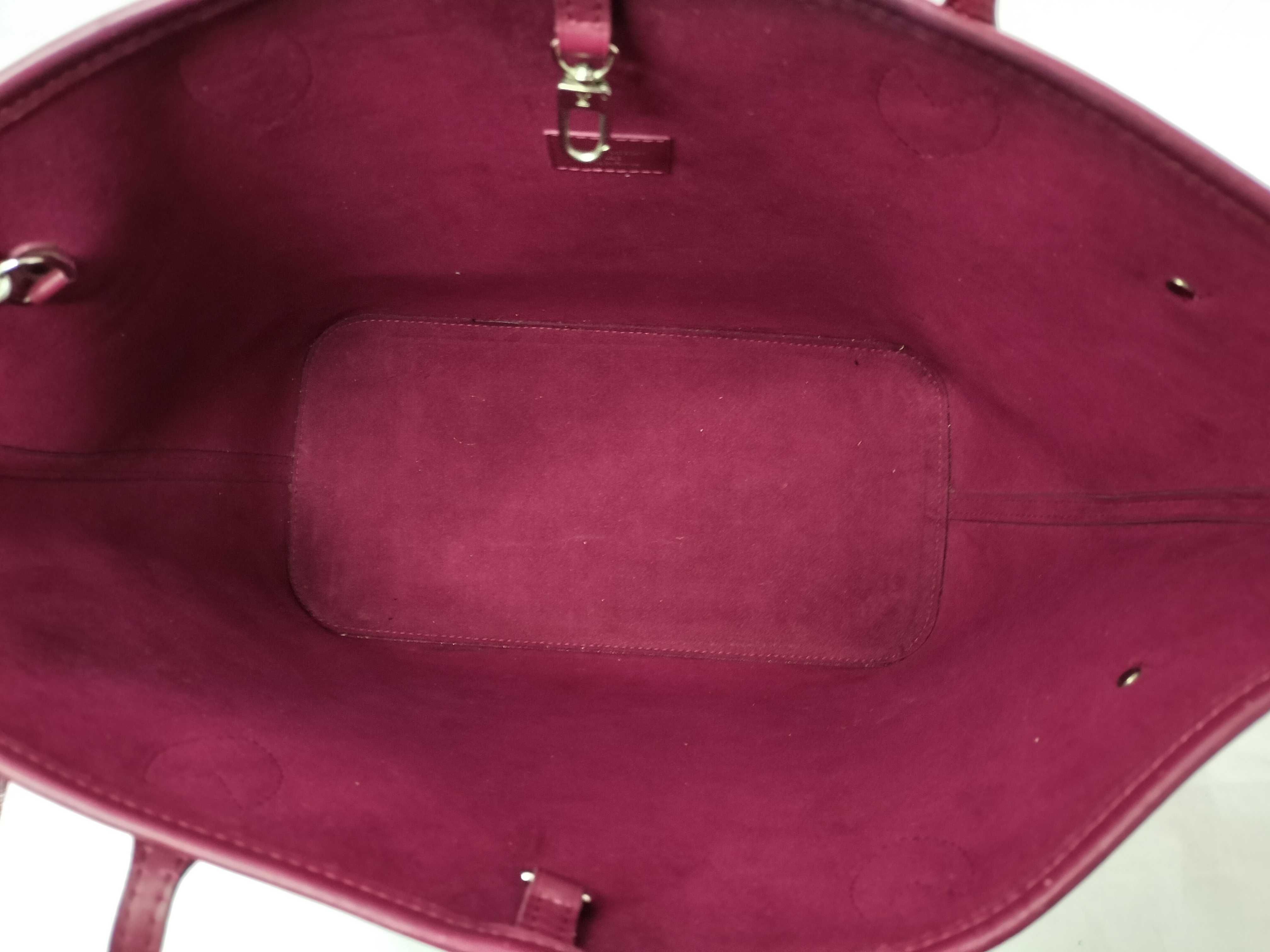 Epi Neverfull MM M40882 Tote Bag with Pouch — view 12