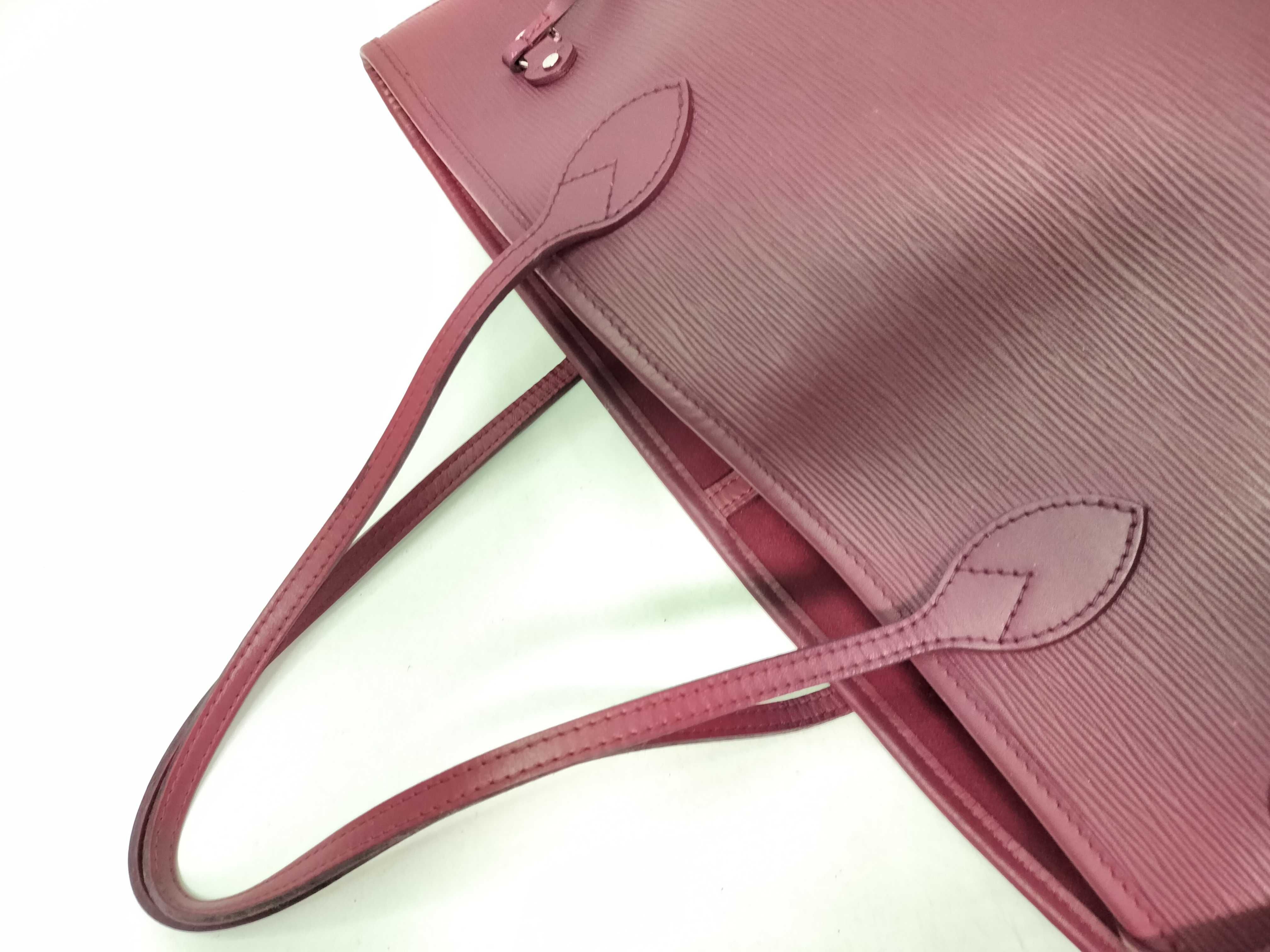Epi Neverfull MM M40882 Tote Bag with Pouch — view 5