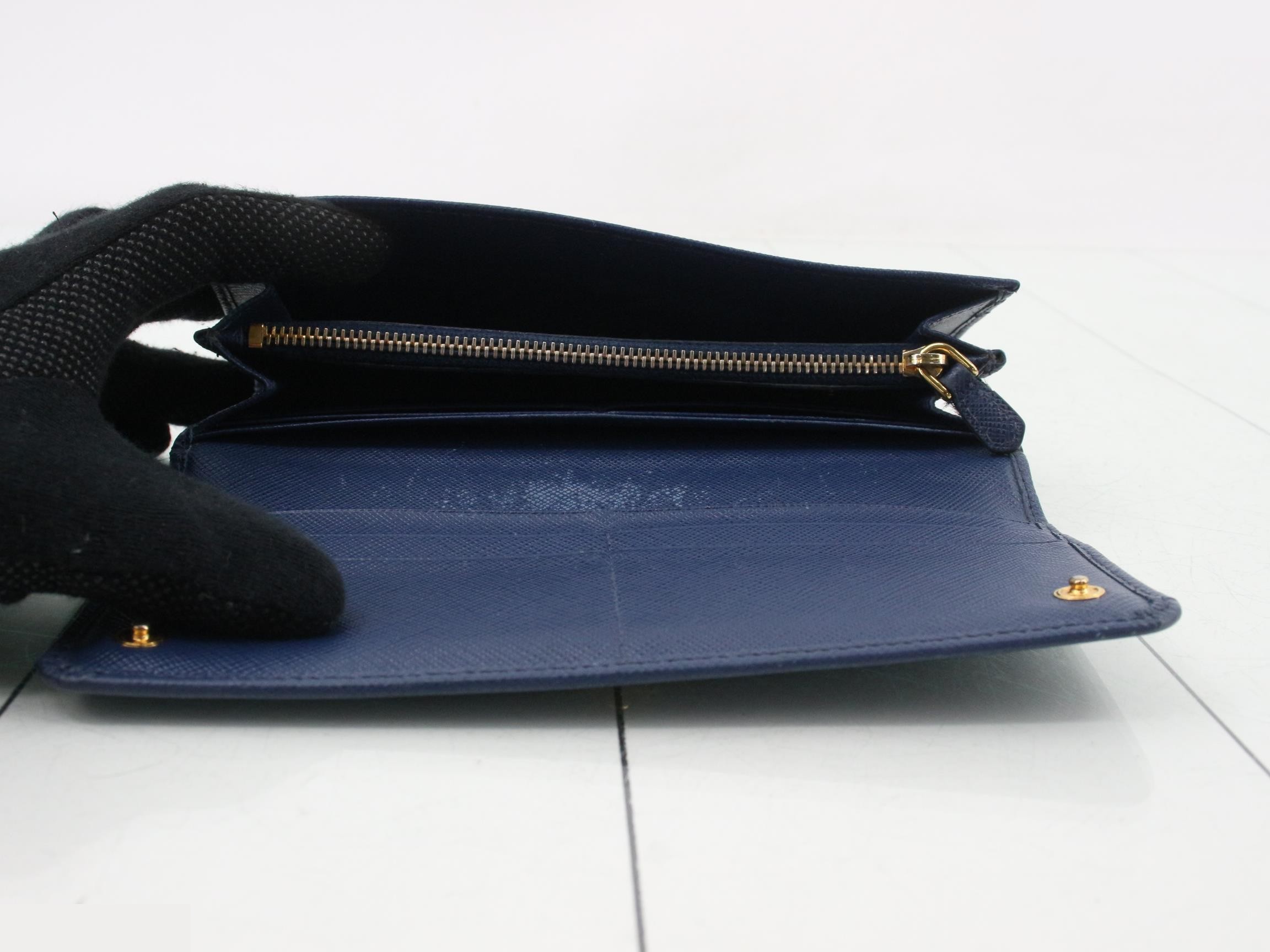 Saffiano Long Wallet — view 4