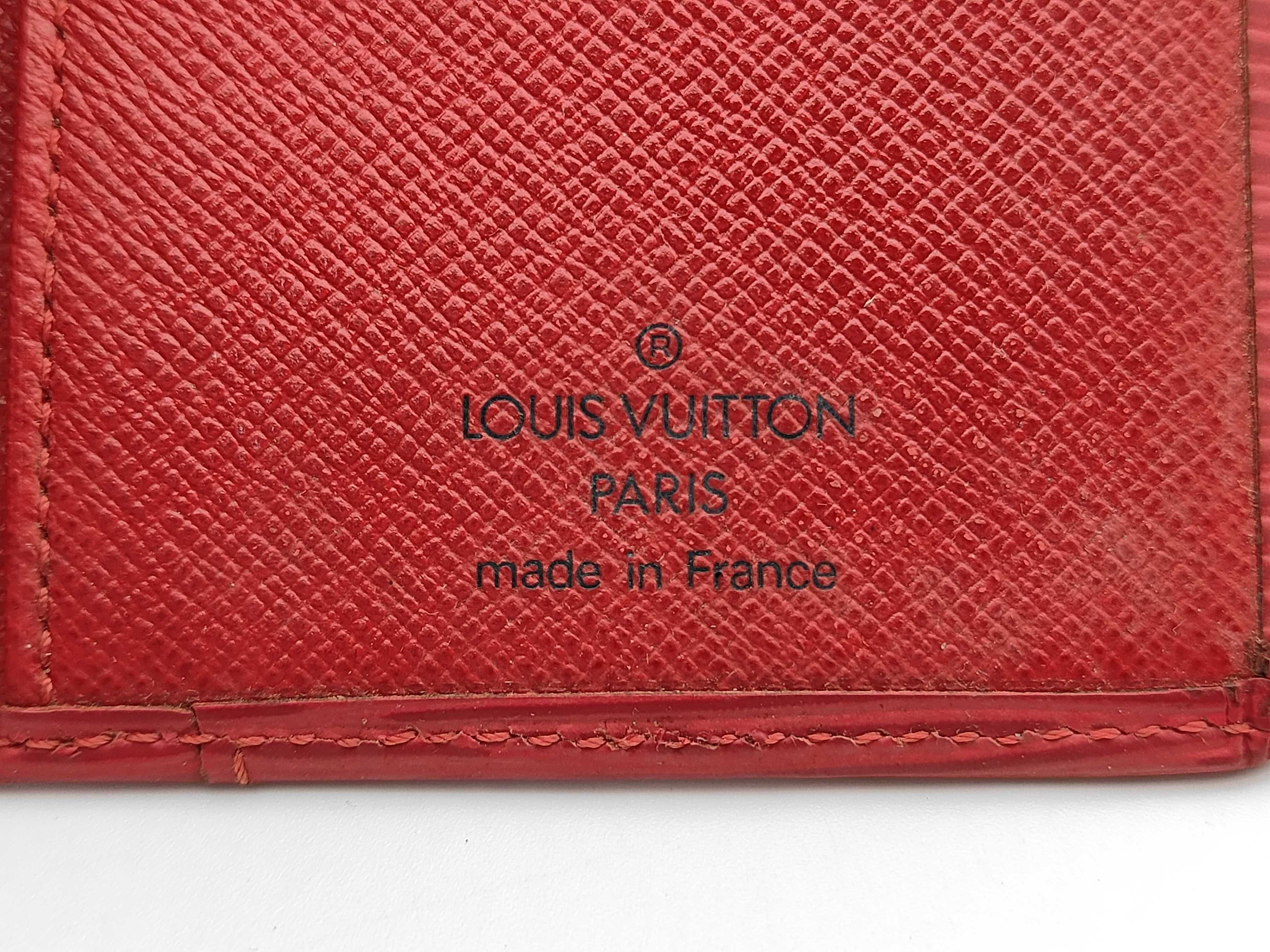 wallet — view 5