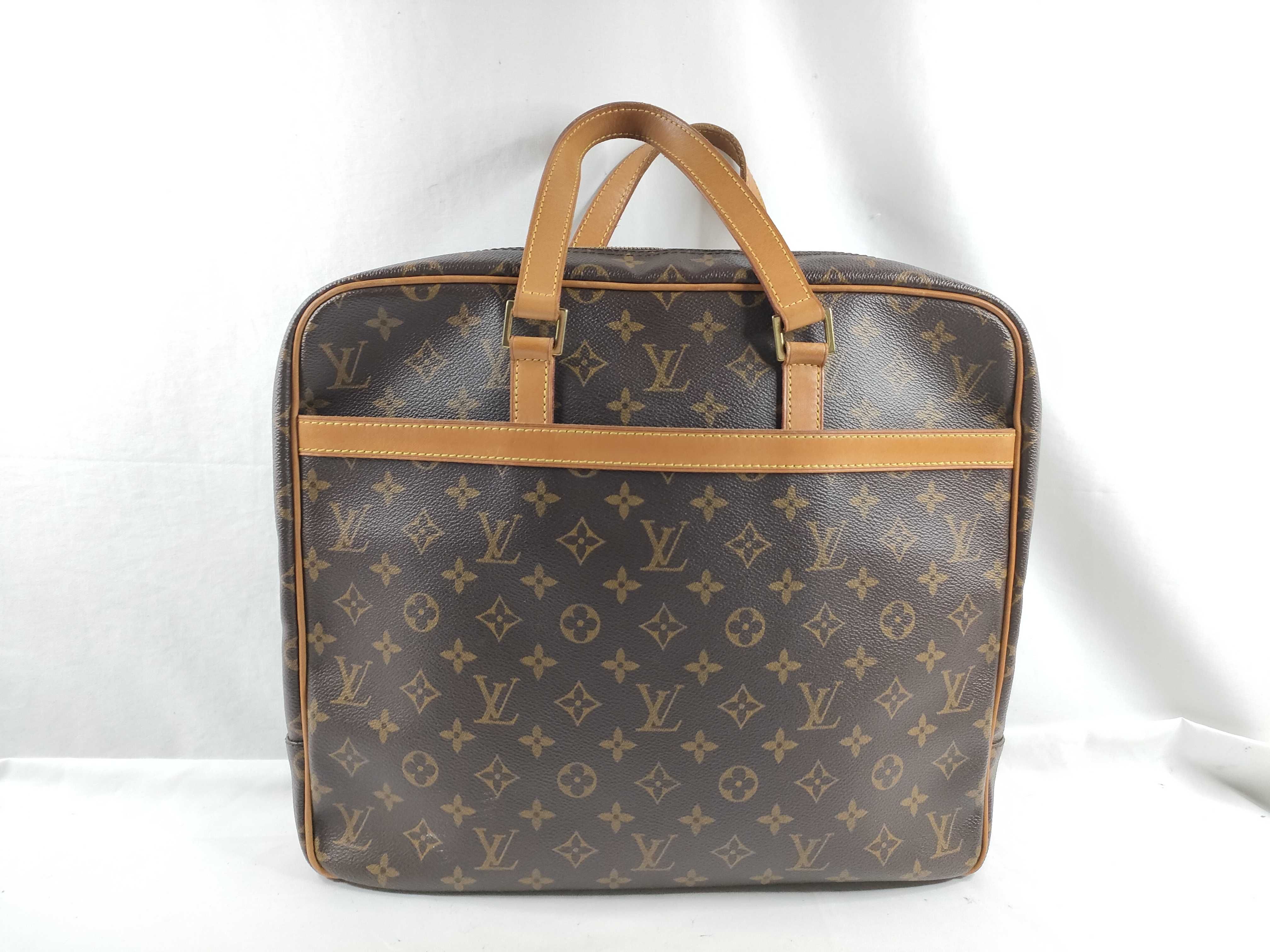 Monogram Louis Vuitton Monogram Port Document Pegase M53343/MB0052 Handbag