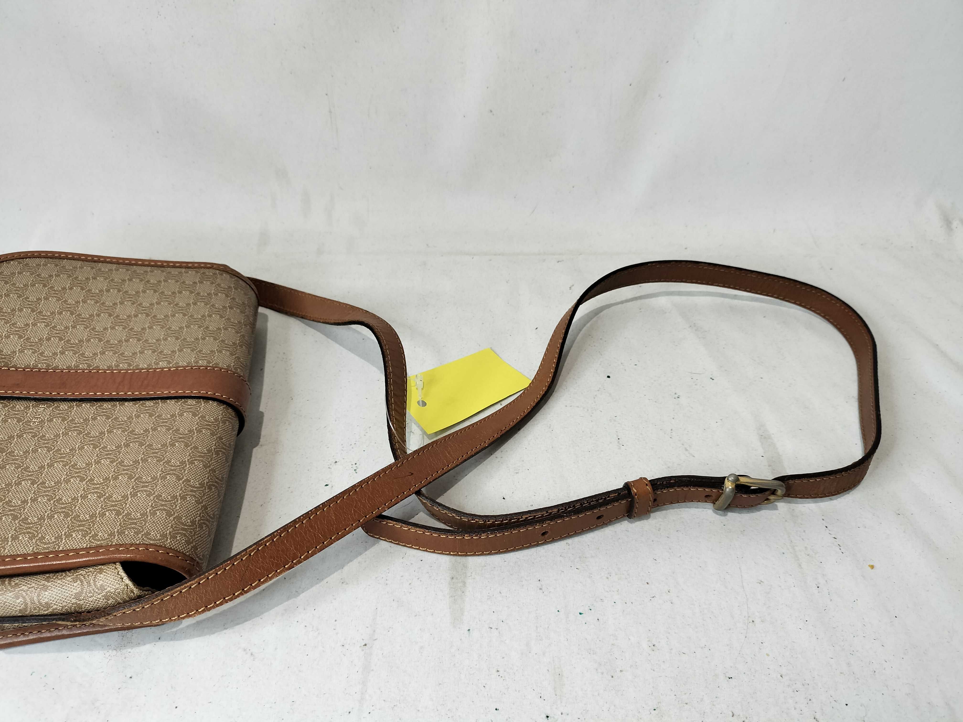 M06 Shoulder Bag — view 4