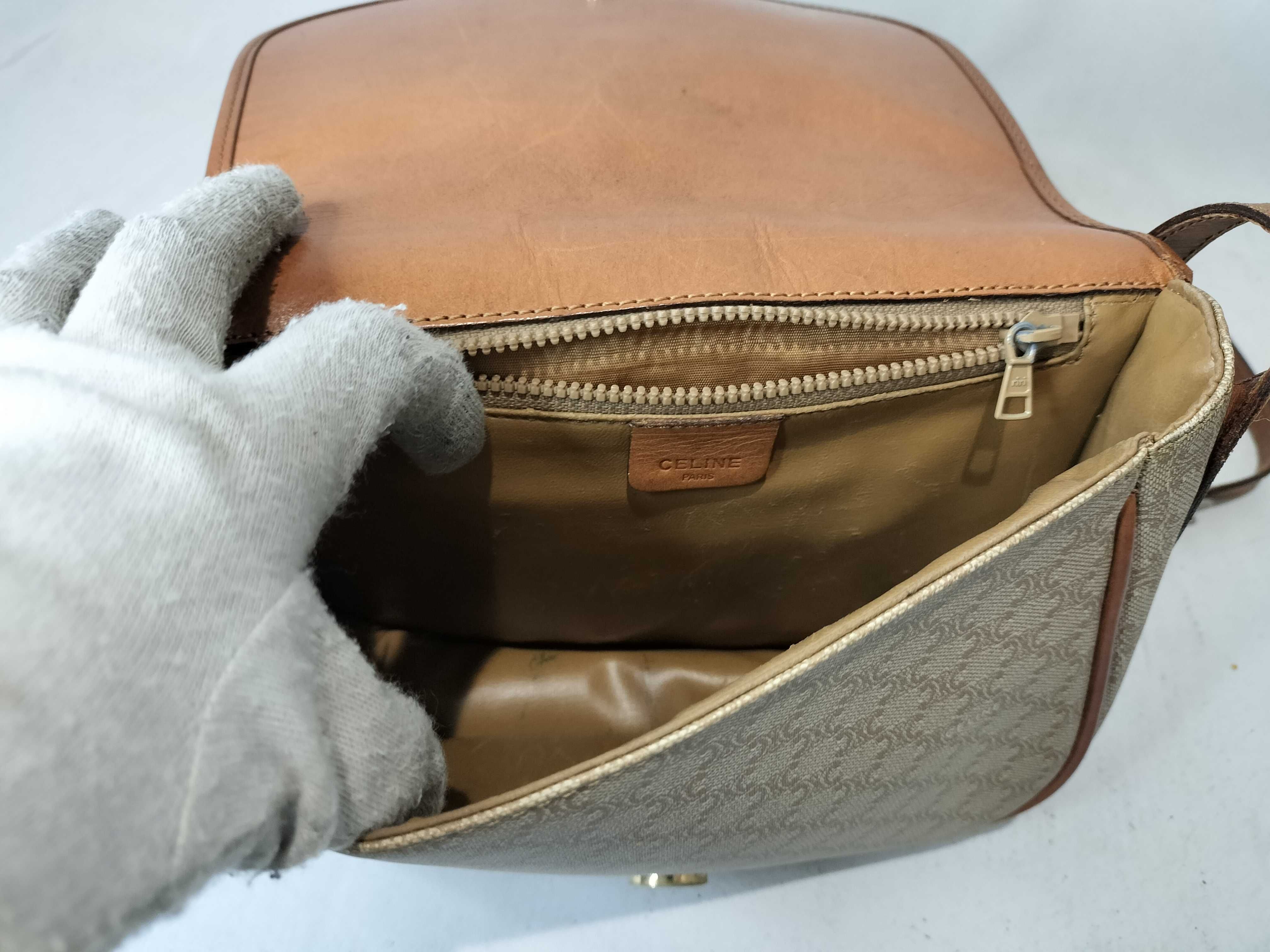 M06 Shoulder Bag — view 10