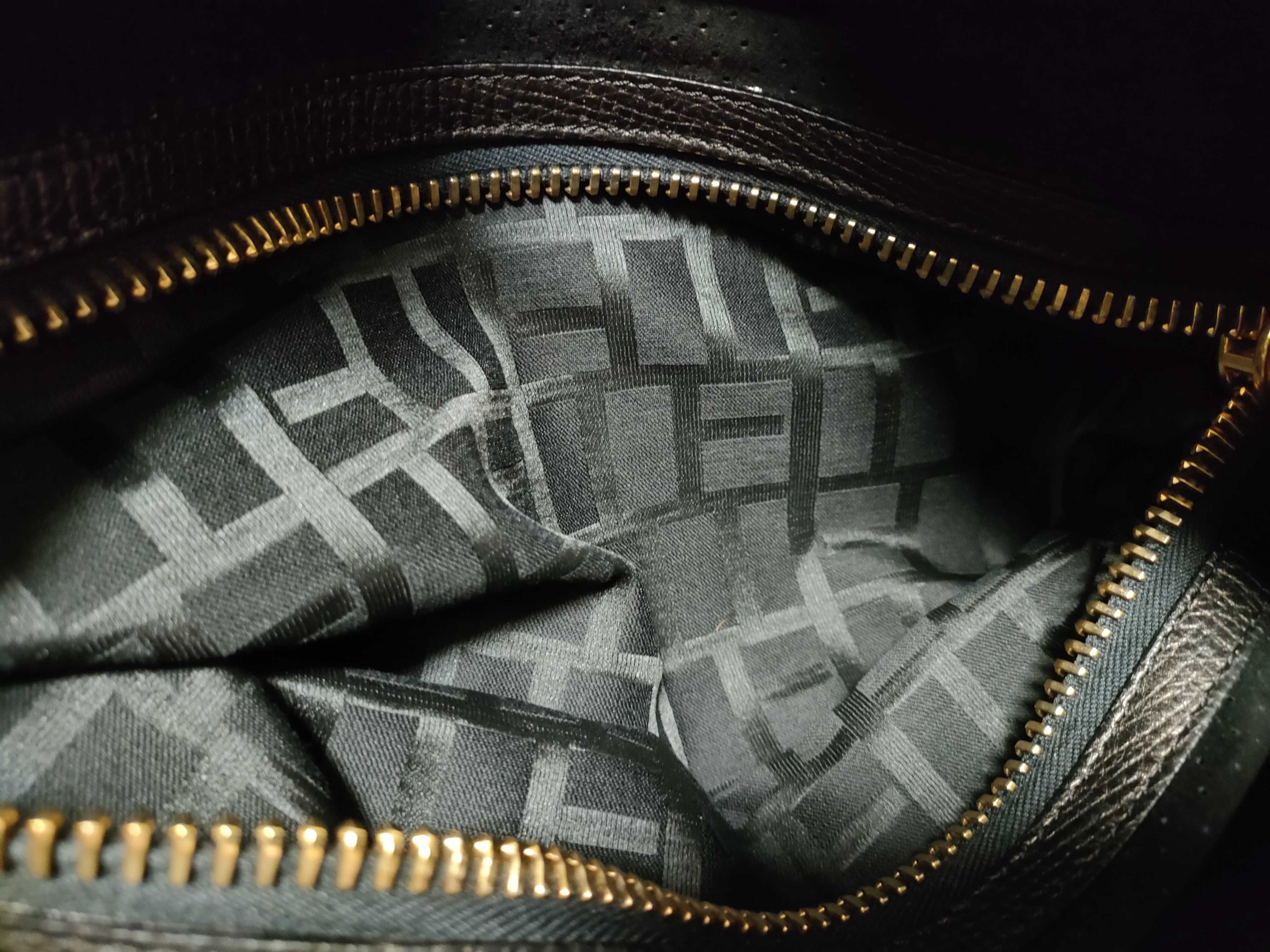 side-handle tote bag, grain leather, black tote bag — view 10