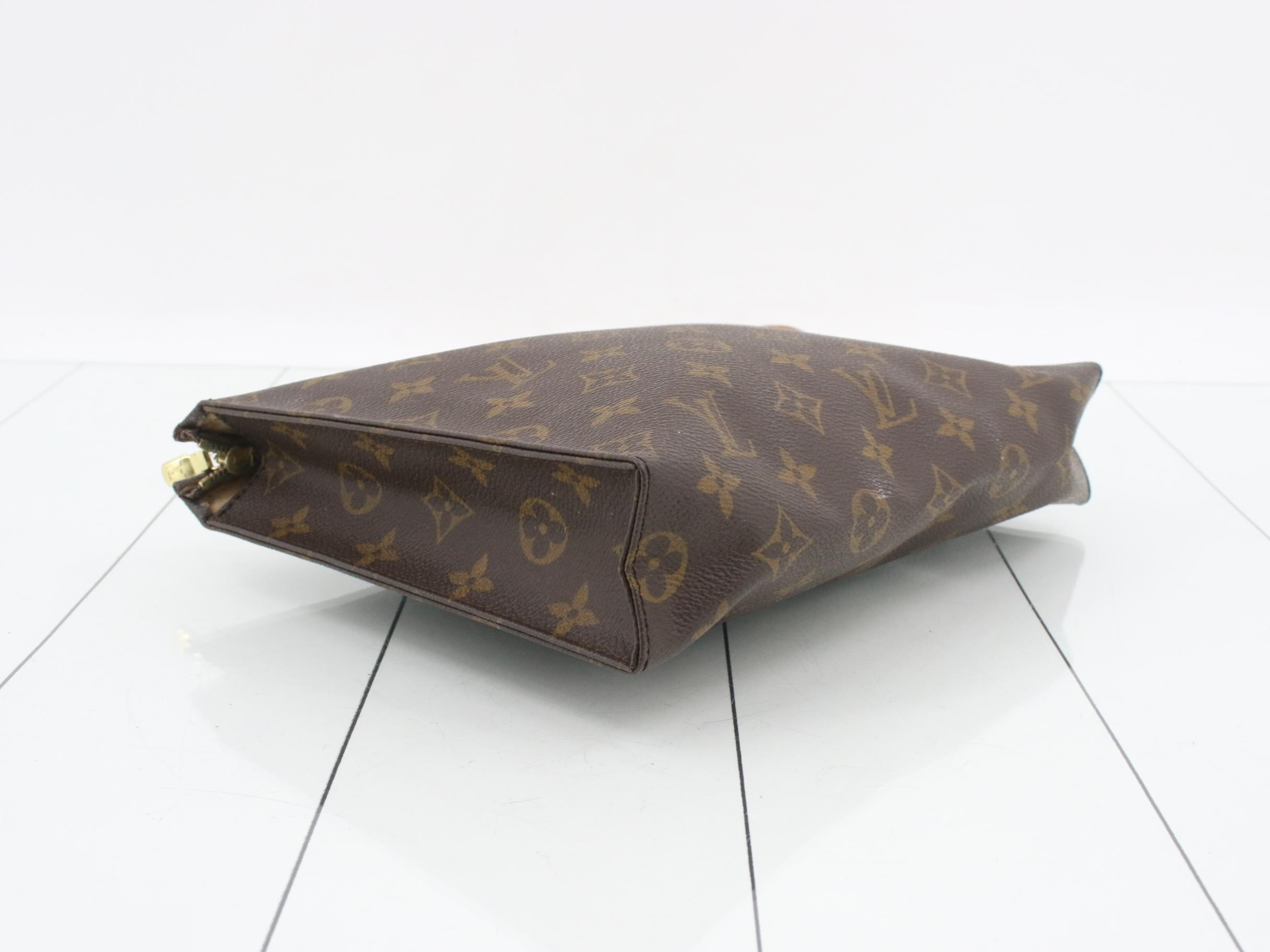 Toilet 26 Pouch — view 5