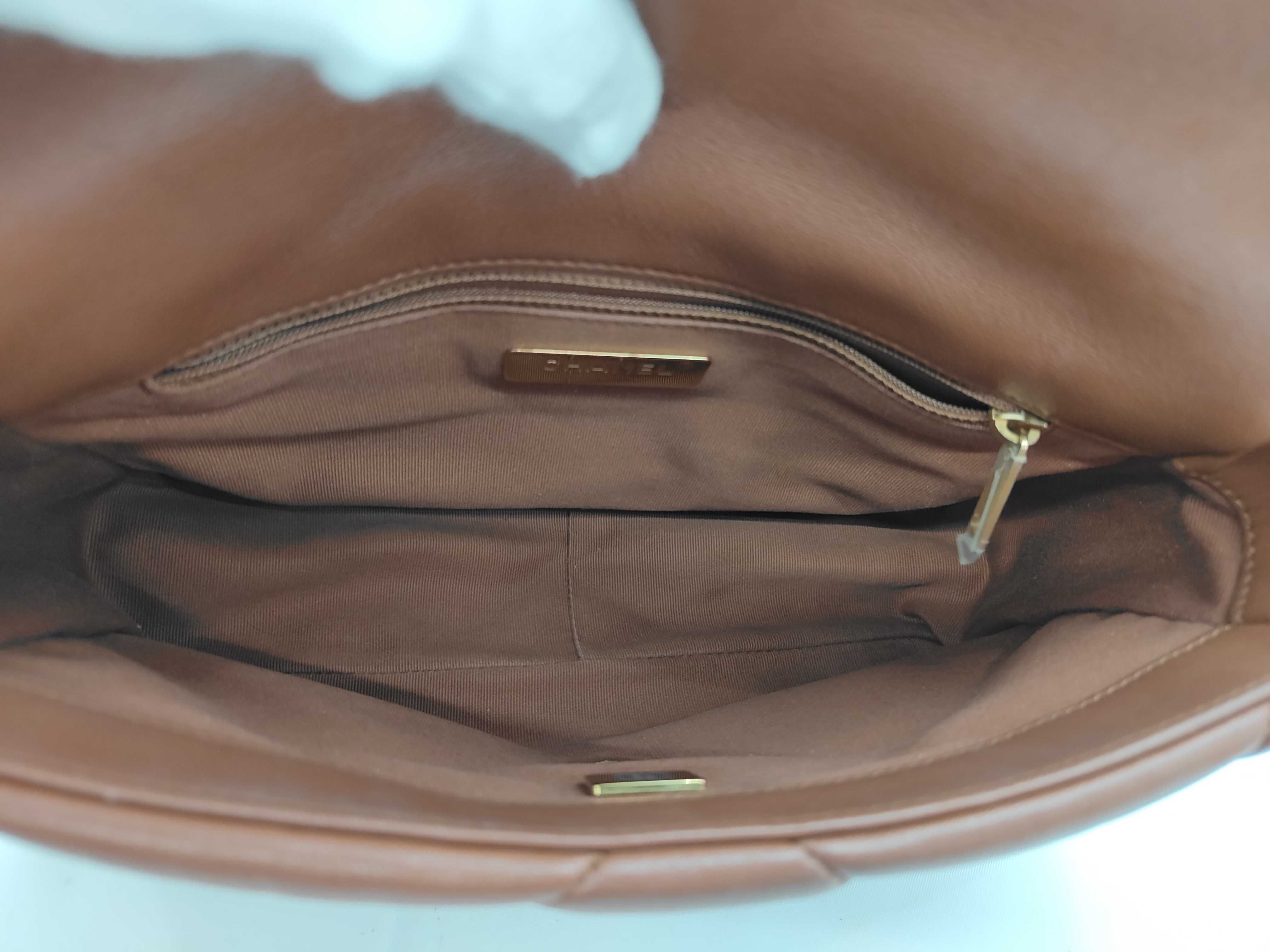 19 Leather Brown Logo Hardware Shoulder Bag with IC Plate — view 9