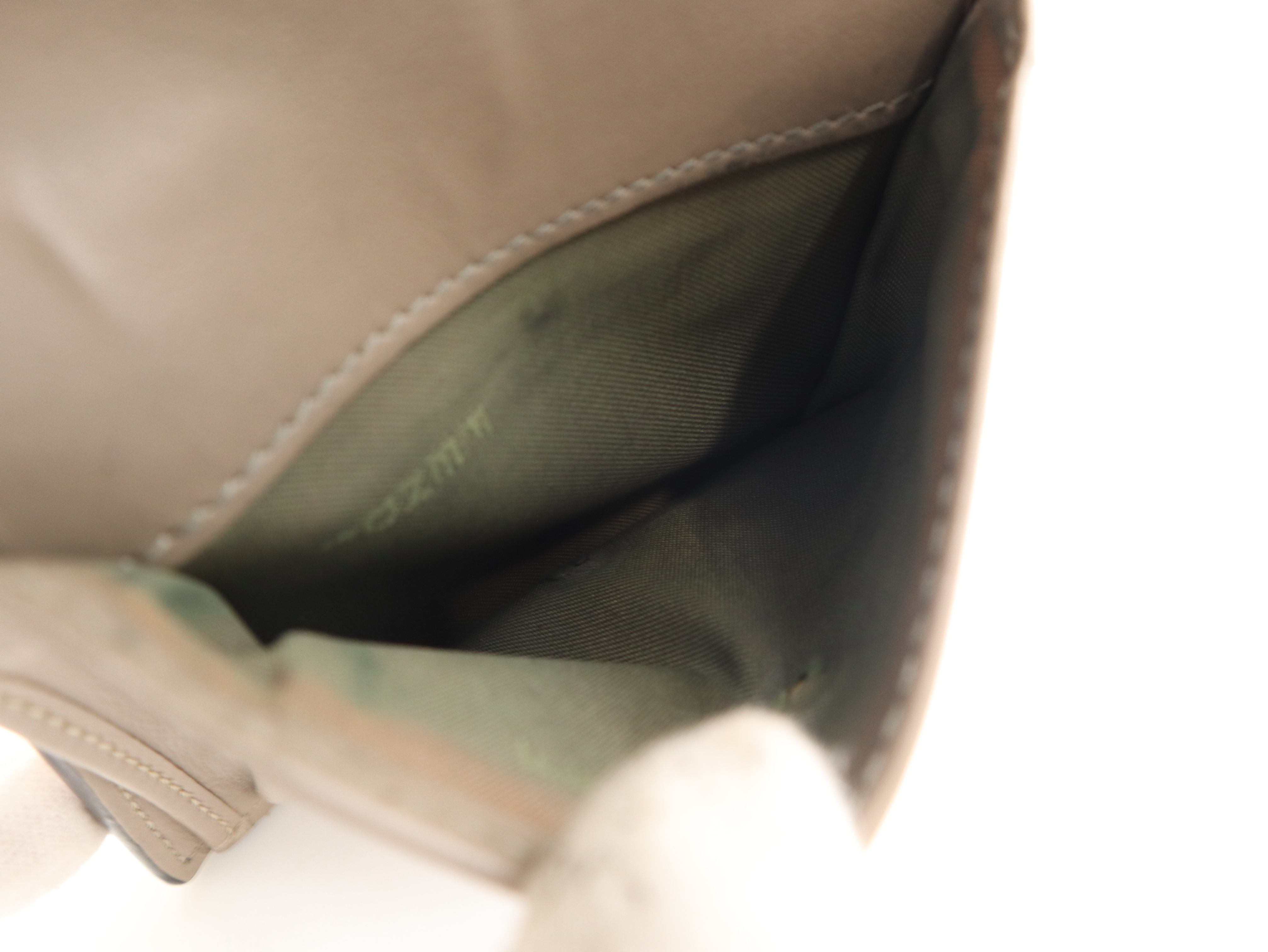 8M0387 Leather Bi-fold Wallet, Brown, with Box and Dust Bag. — view 12