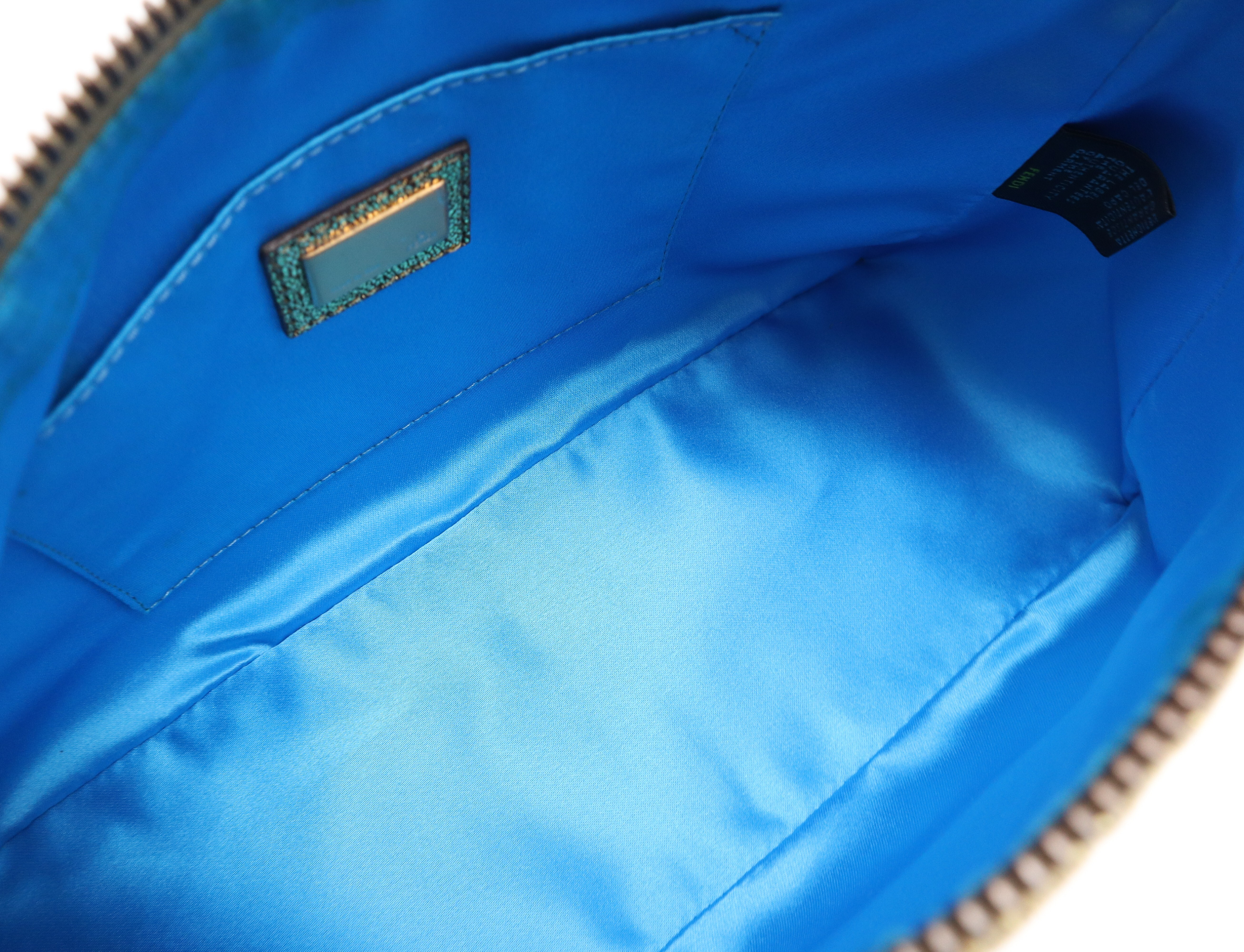 Zucchino Shoulder Bag, Leather, Gold, with Dust Bag — view 11