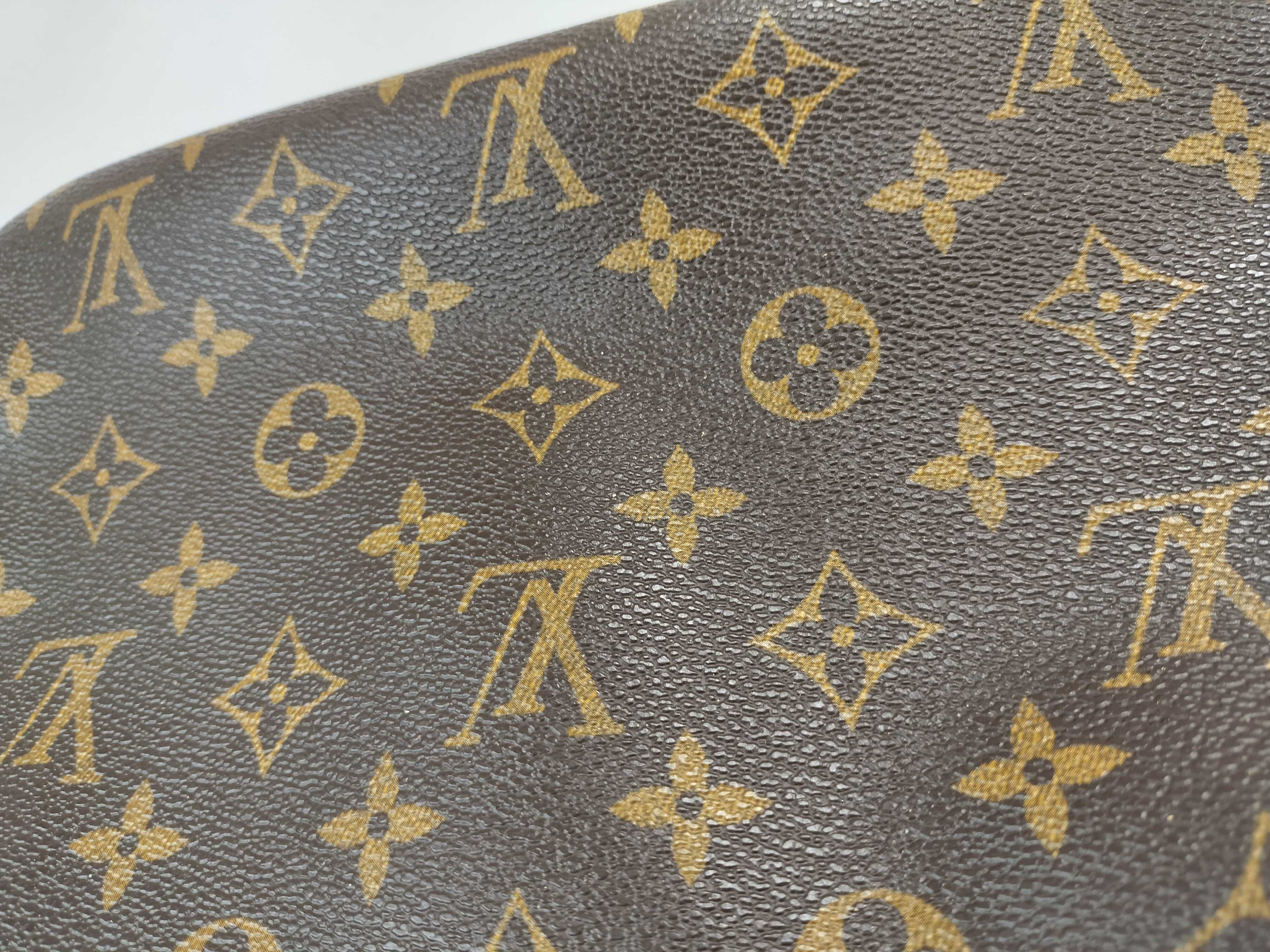 Monogram Louis Vuitton Monogram Batignolles Tote VI2088 Handbag — view 13