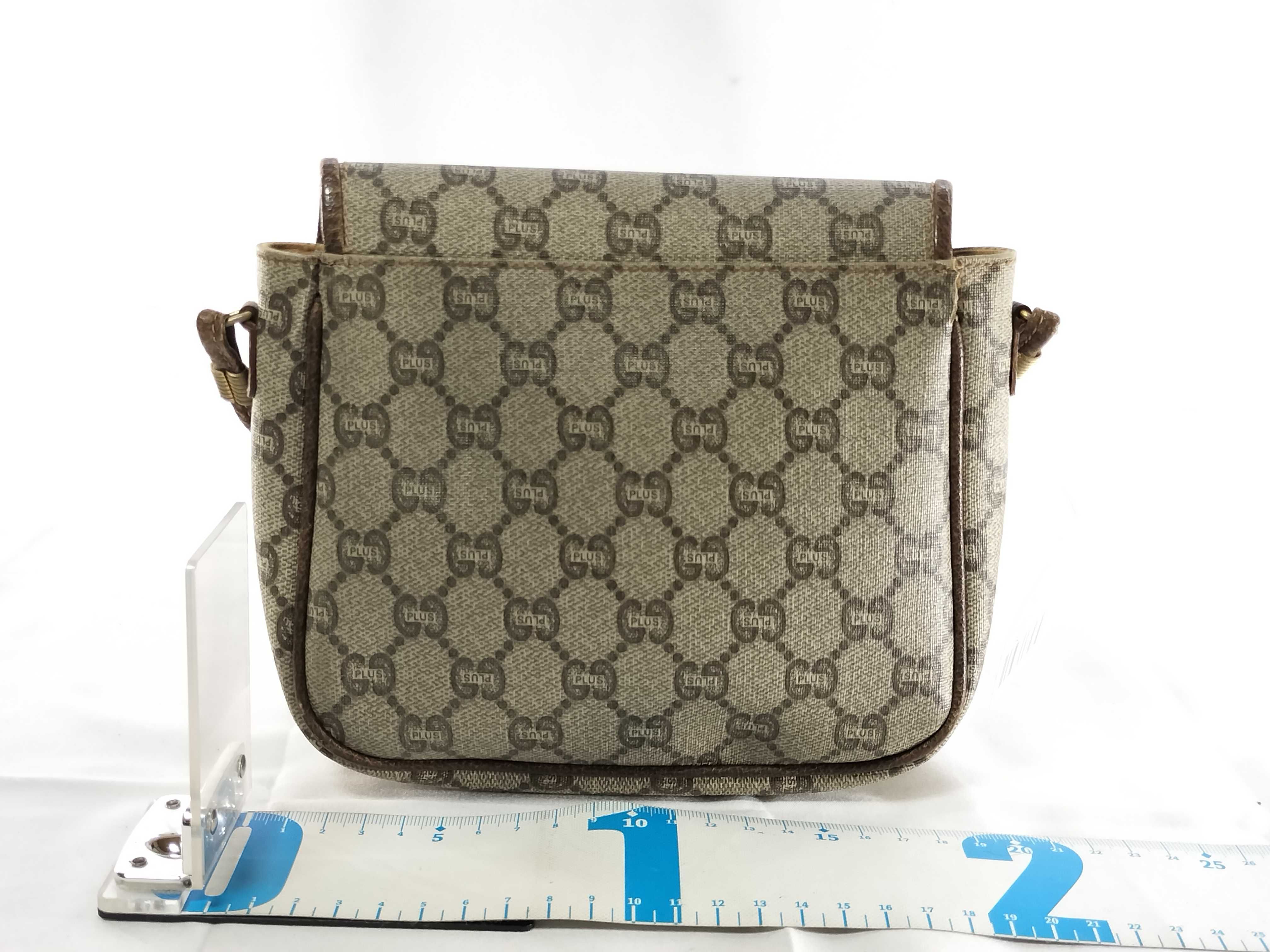 GG Supreme PLUS Old Shoulder Bag — view 2