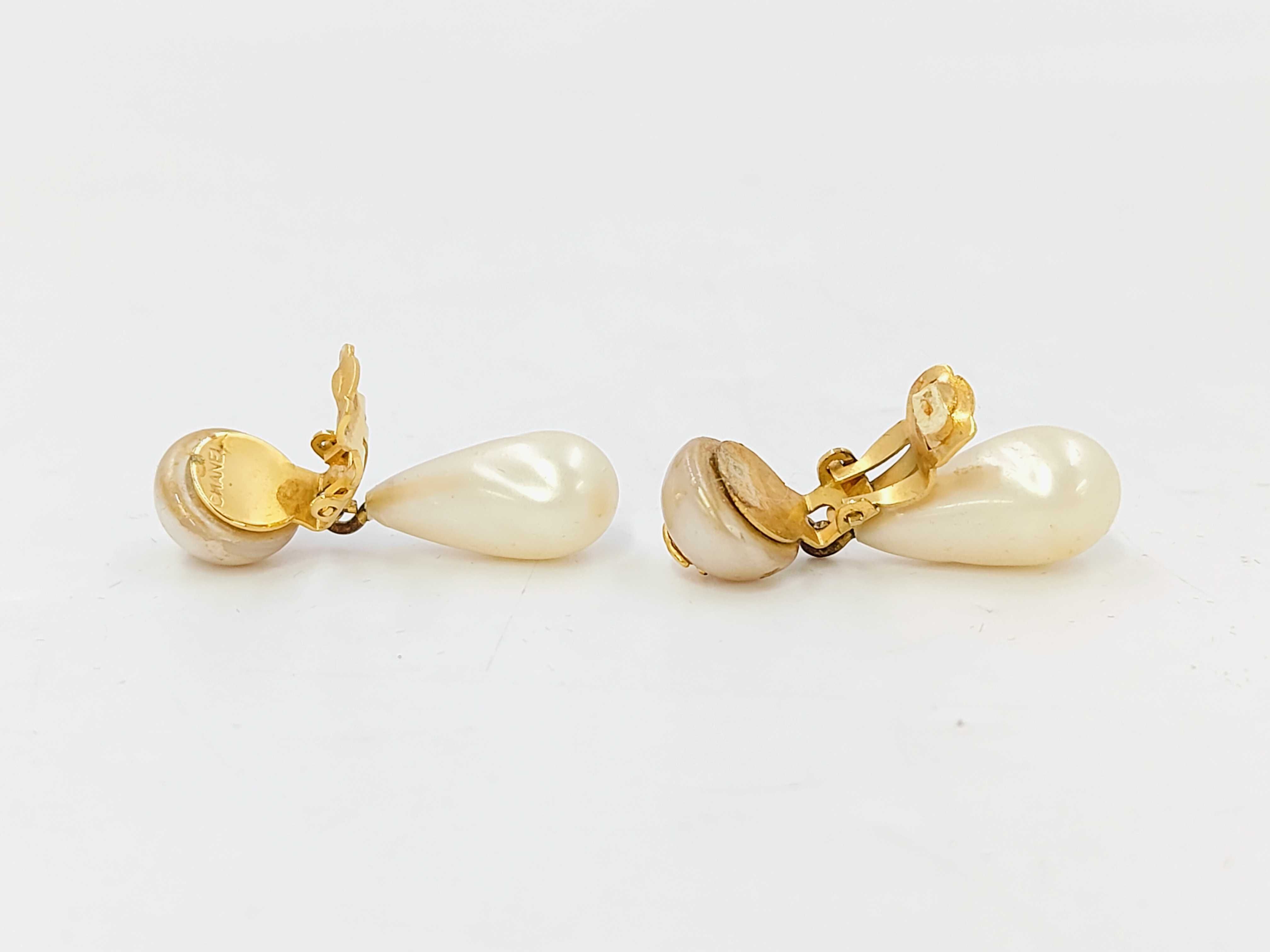 Coco Swing Pearl Gold Earrings — view 4