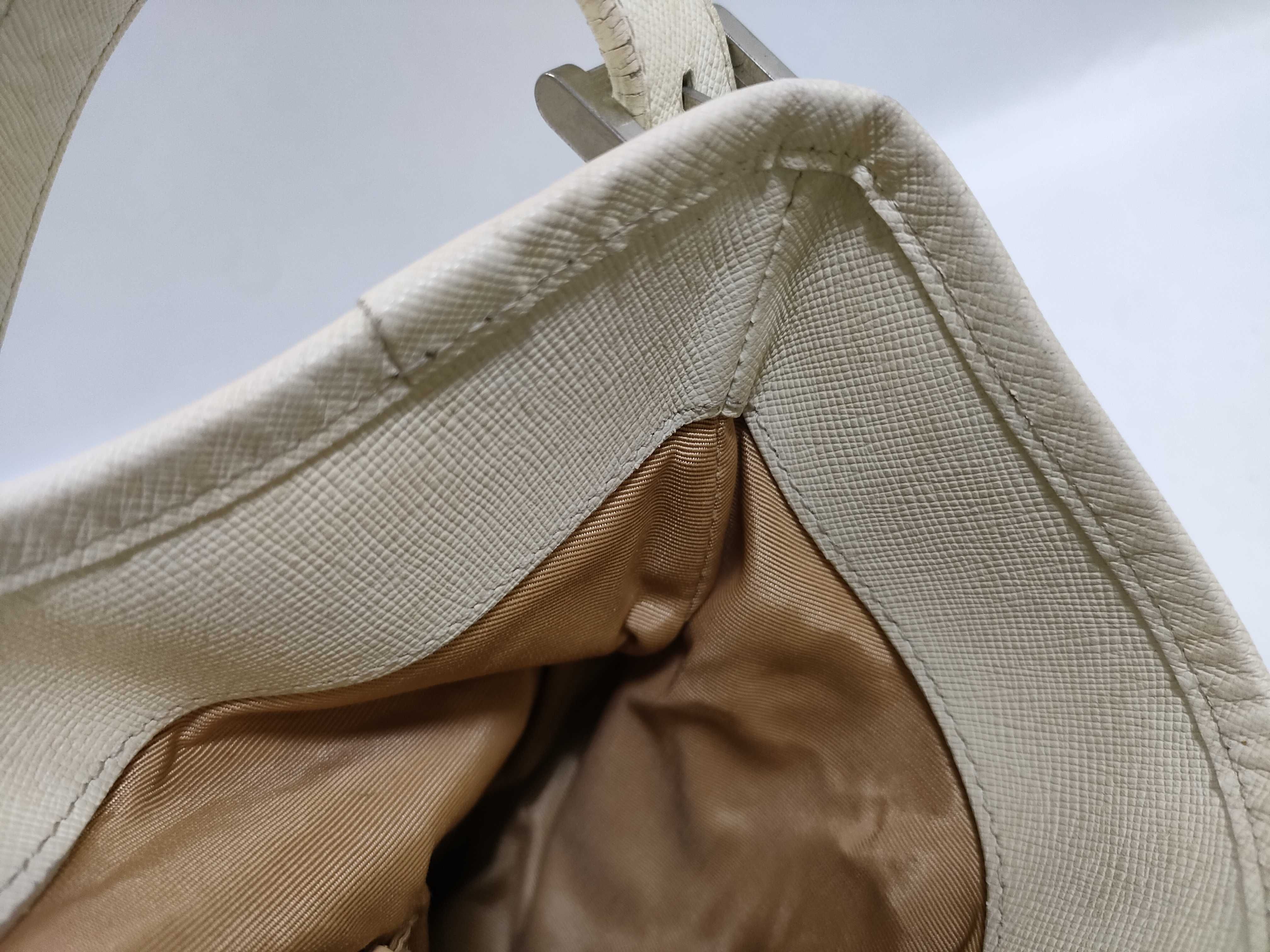 Burberrys Bag Shoulder Bag — view 11