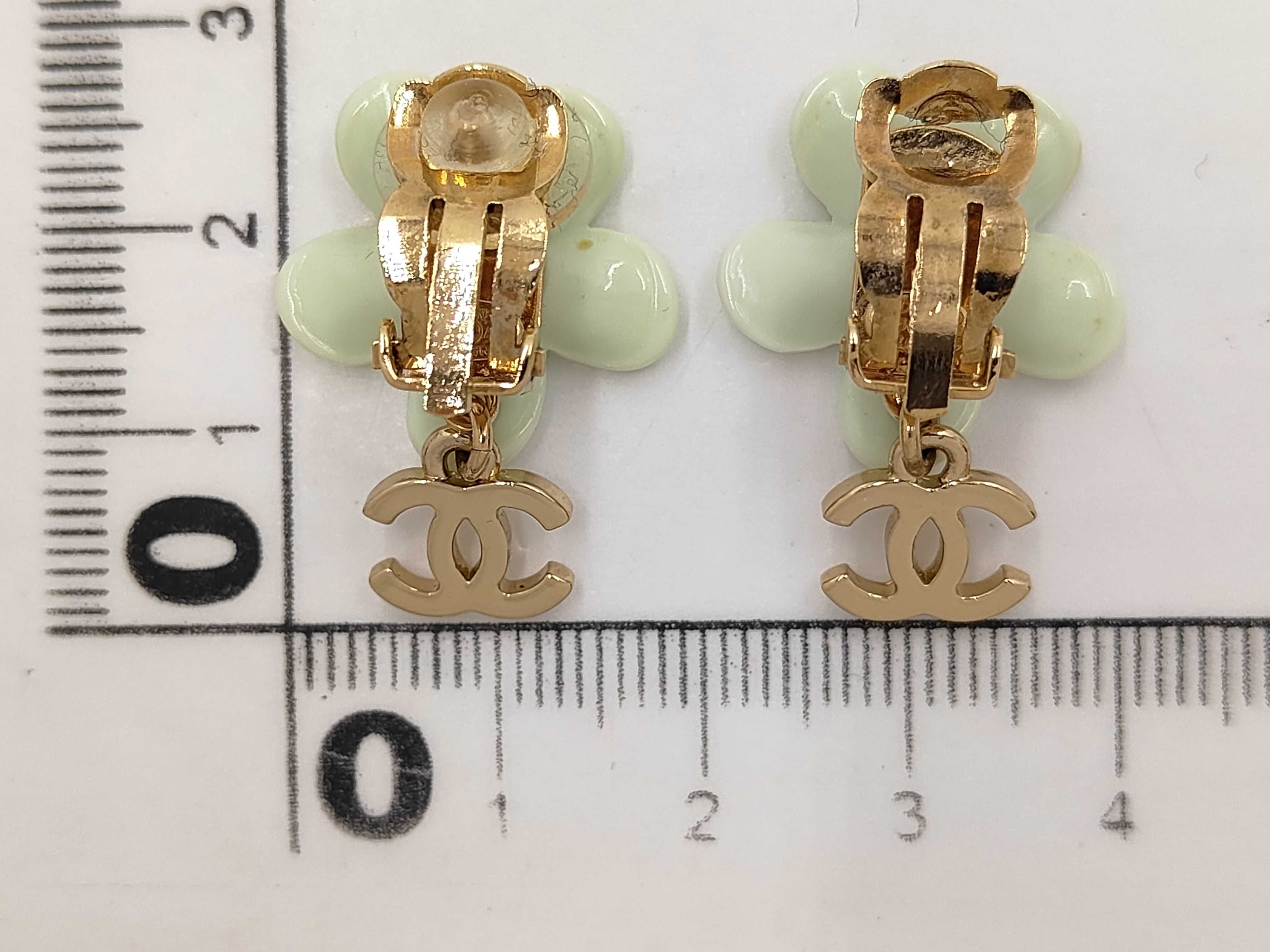 Earrings 05A — view 3