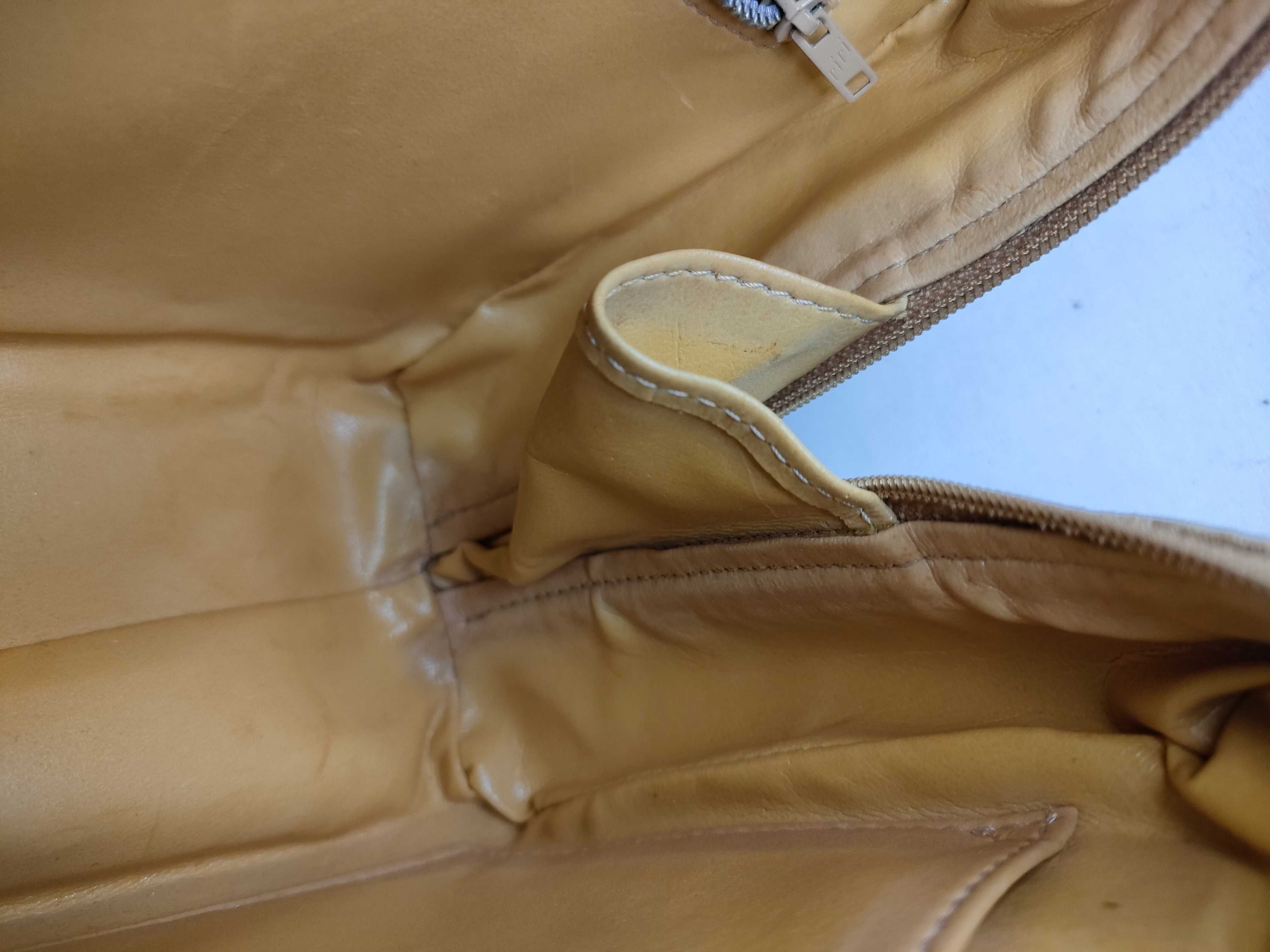 Handbag / PVC Handbag — view 9