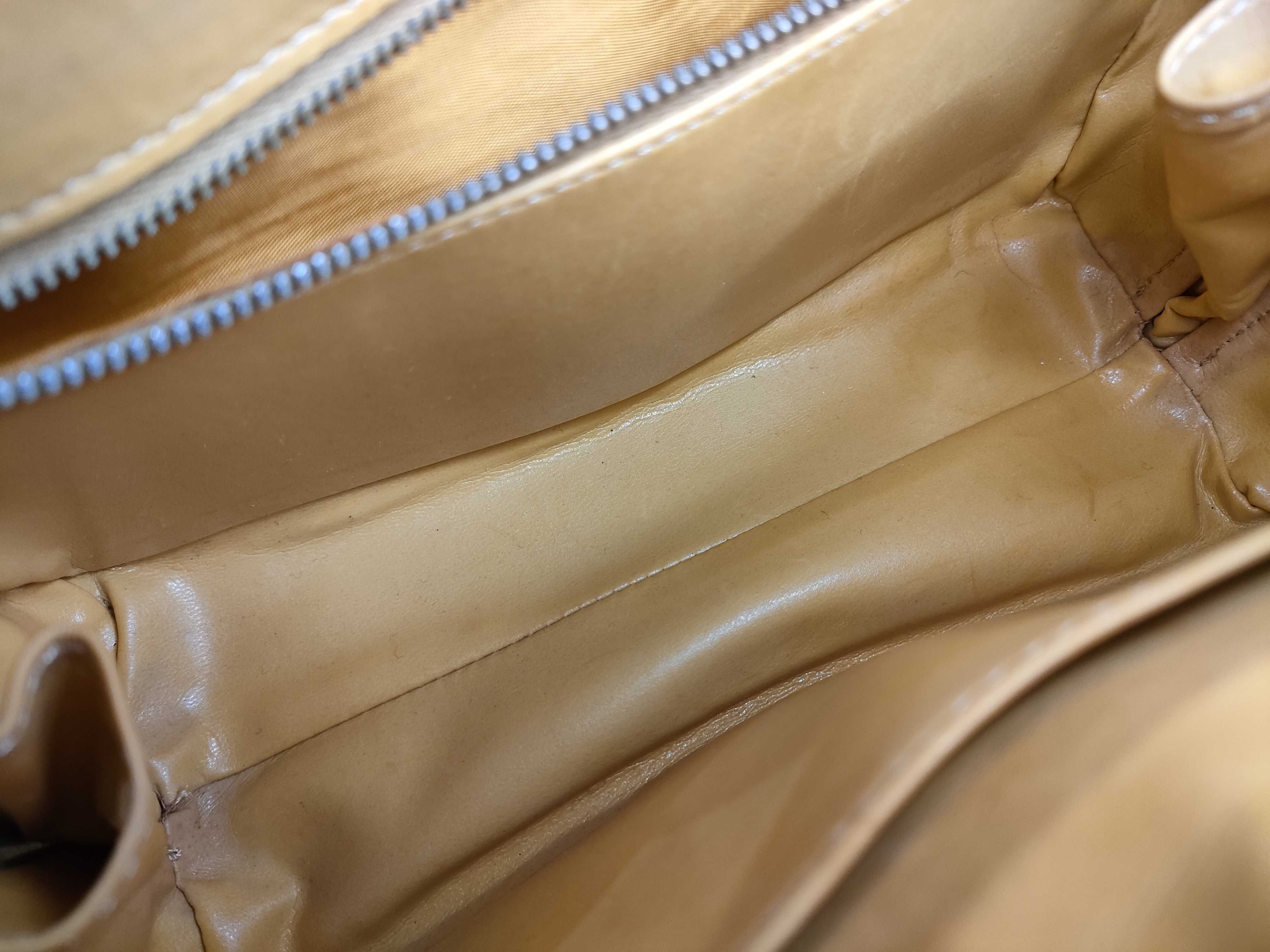 Handbag / PVC Handbag — view 10