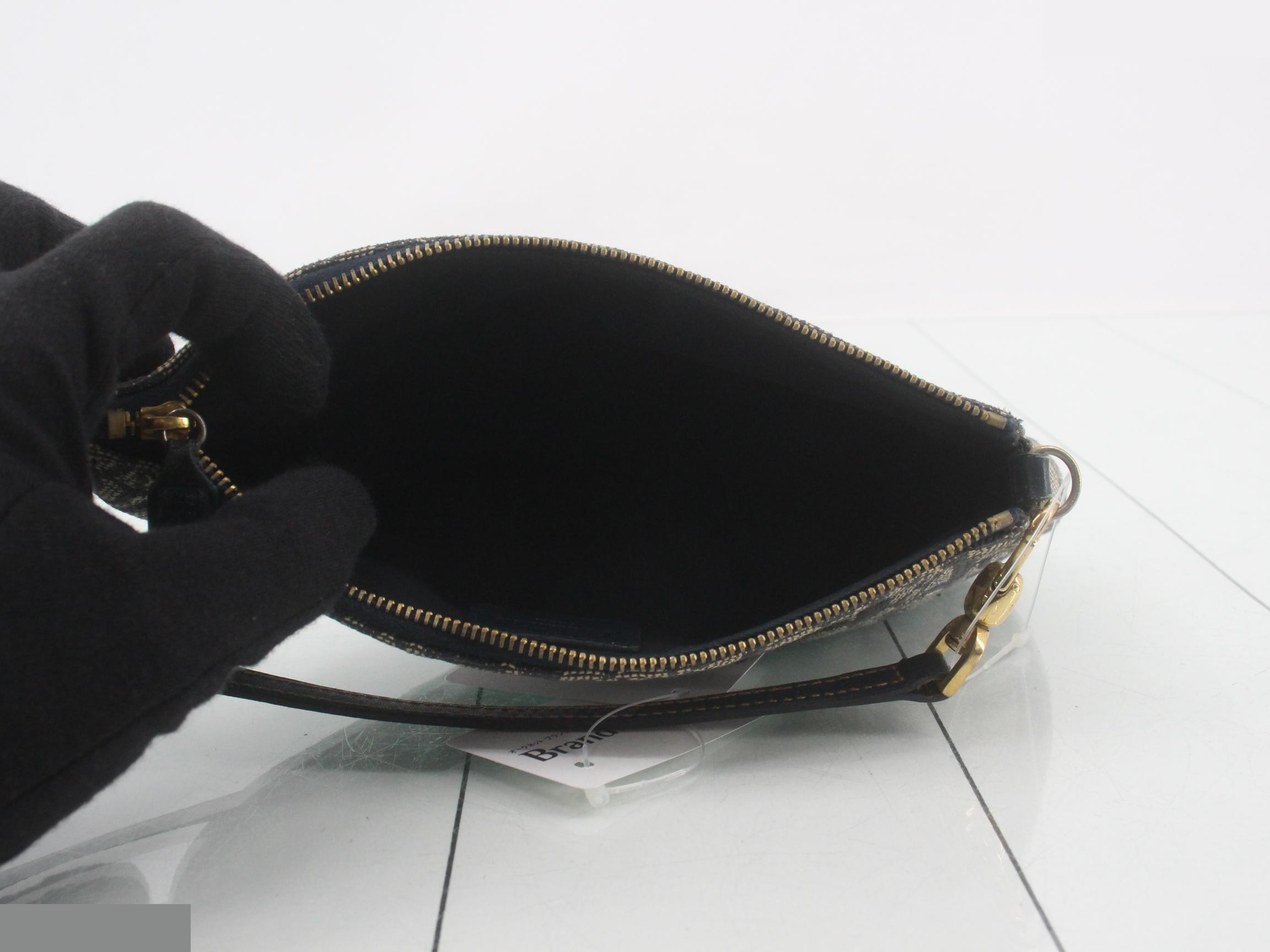 Trotter (bag) - Shoulder bag — view 4