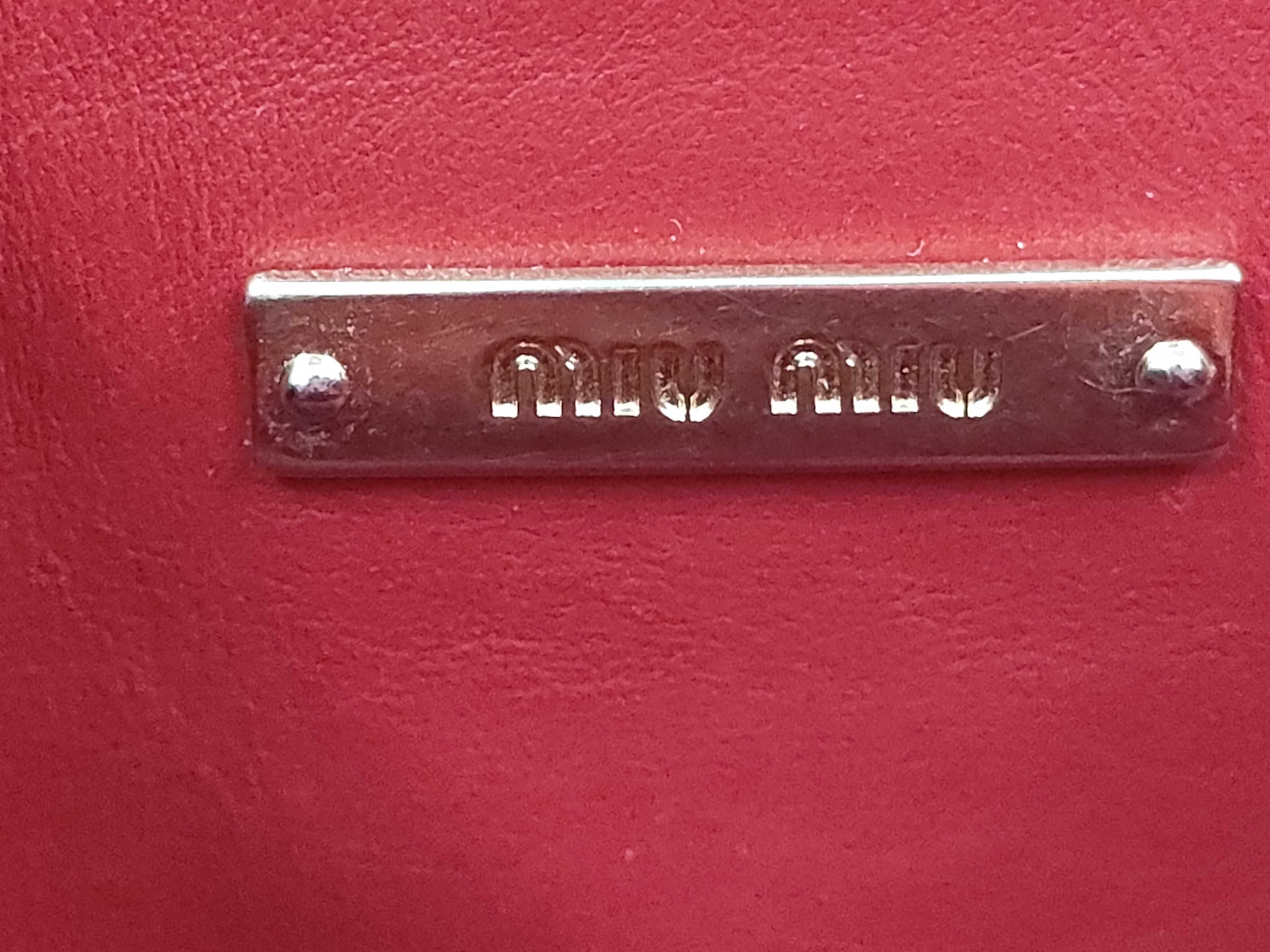 Chain Shoulder Bag — view 11