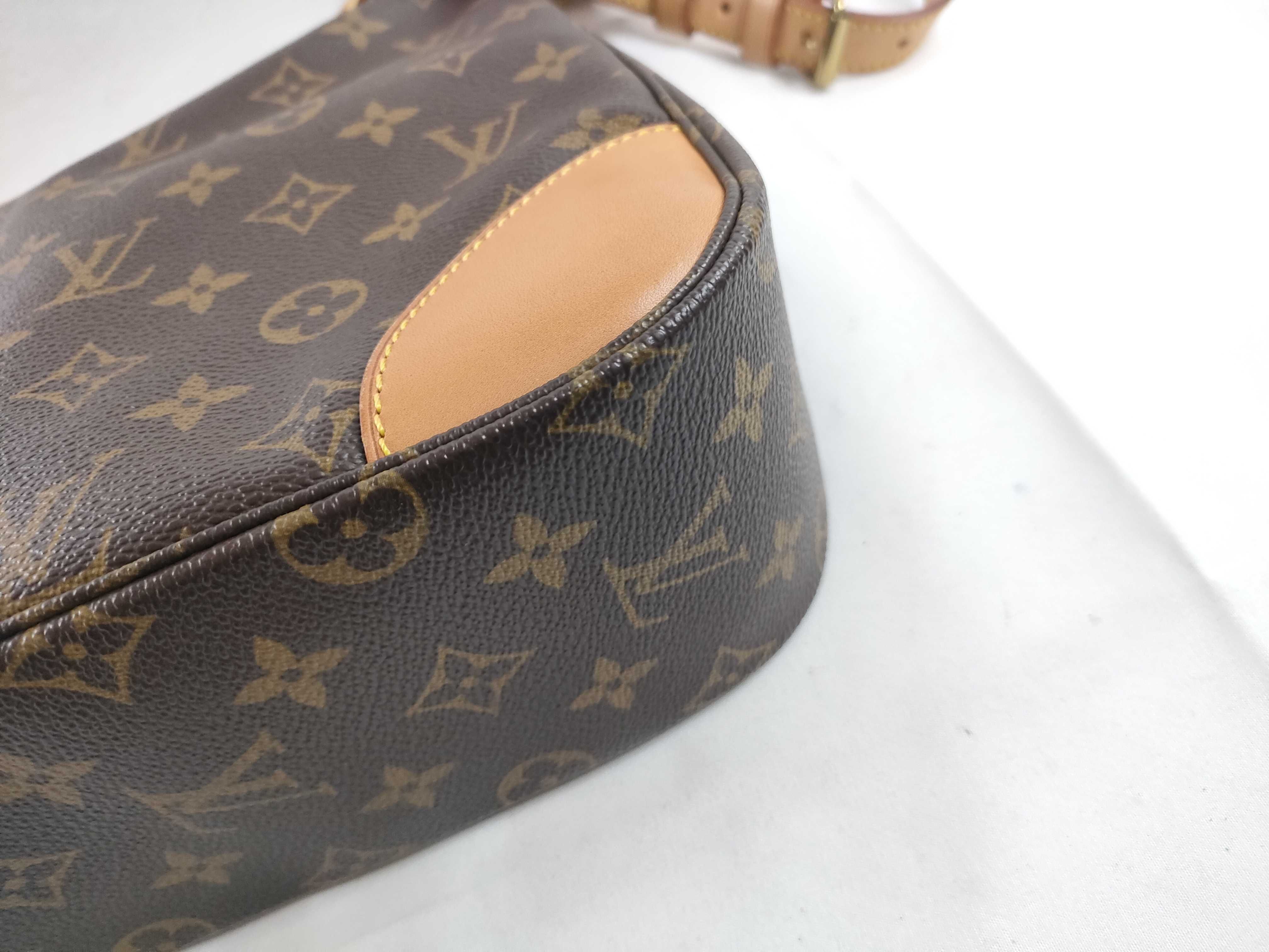 Monogram Boulogne 30 M51265 Brown Shoulder Bag — view 5