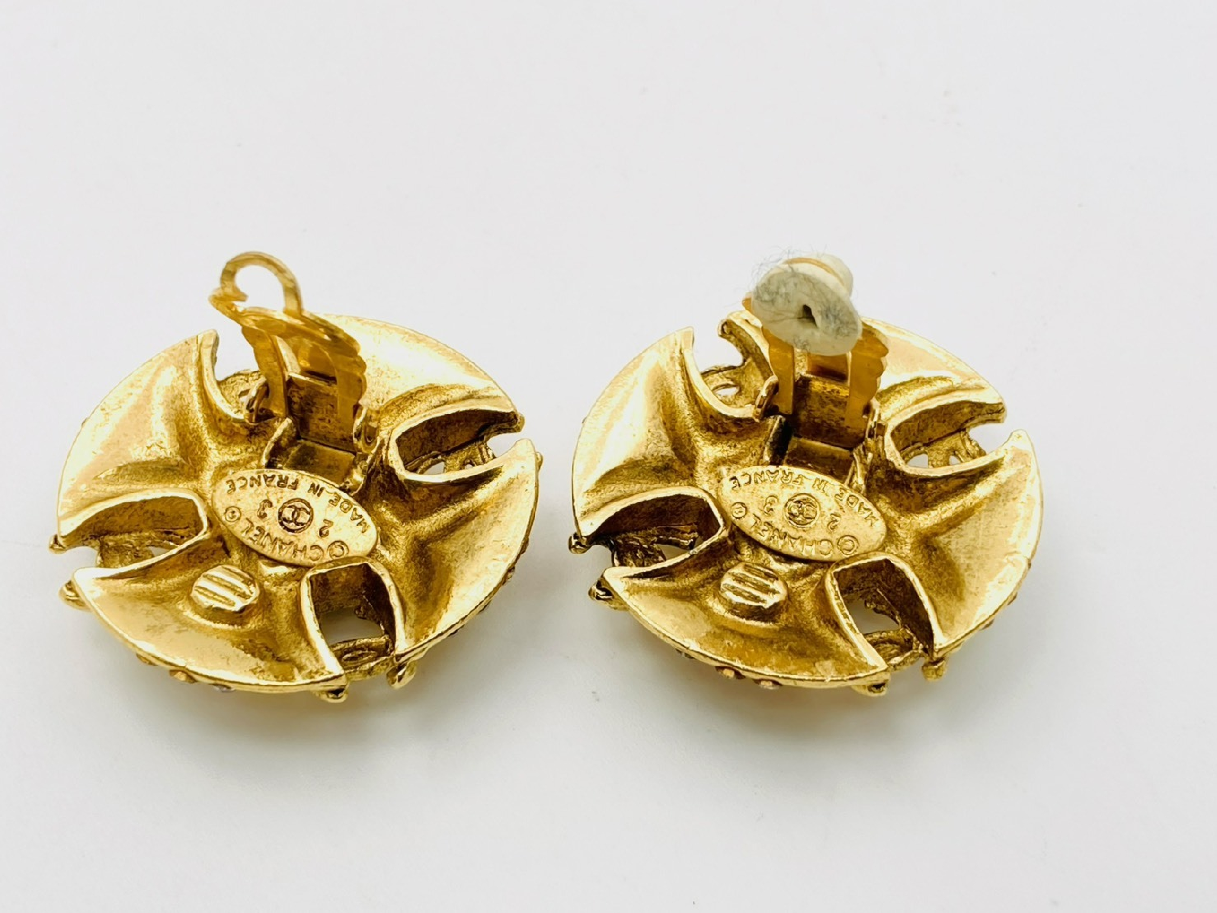 Coco Mark Color Stone x Rhinestone Earrings (23 comments) Gold x Red Earrings — view 3