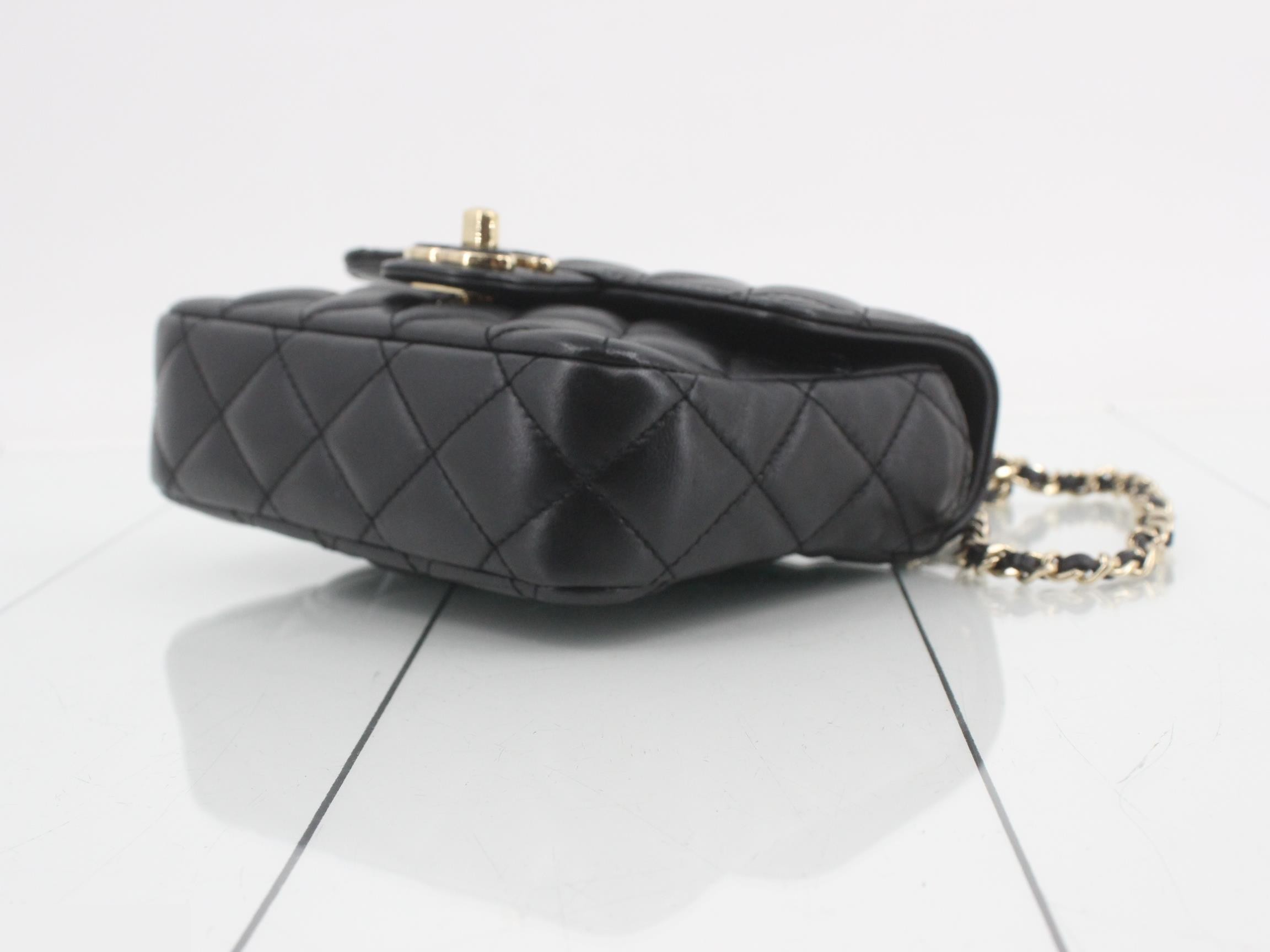 Matelassé Chain Shoulder Bag — view 6