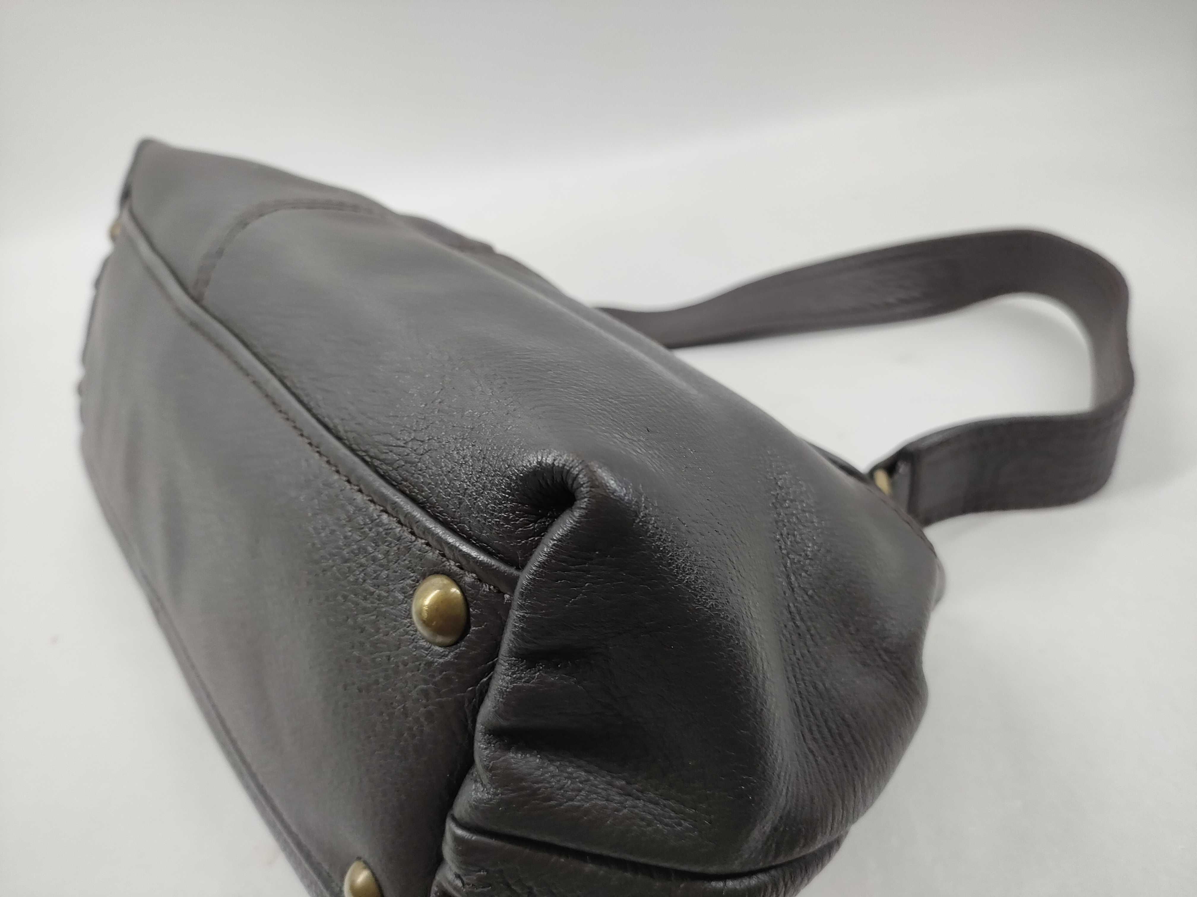 Turnlock Leather Shoulder Bag — view 6