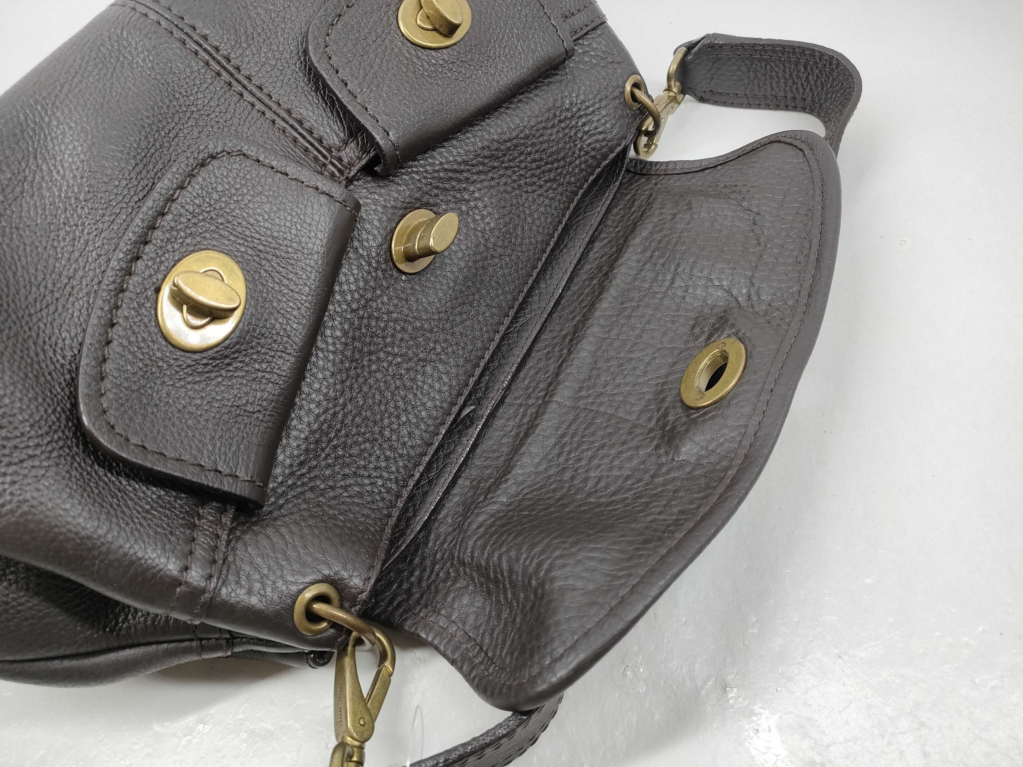 Turnlock Leather Shoulder Bag — view 8