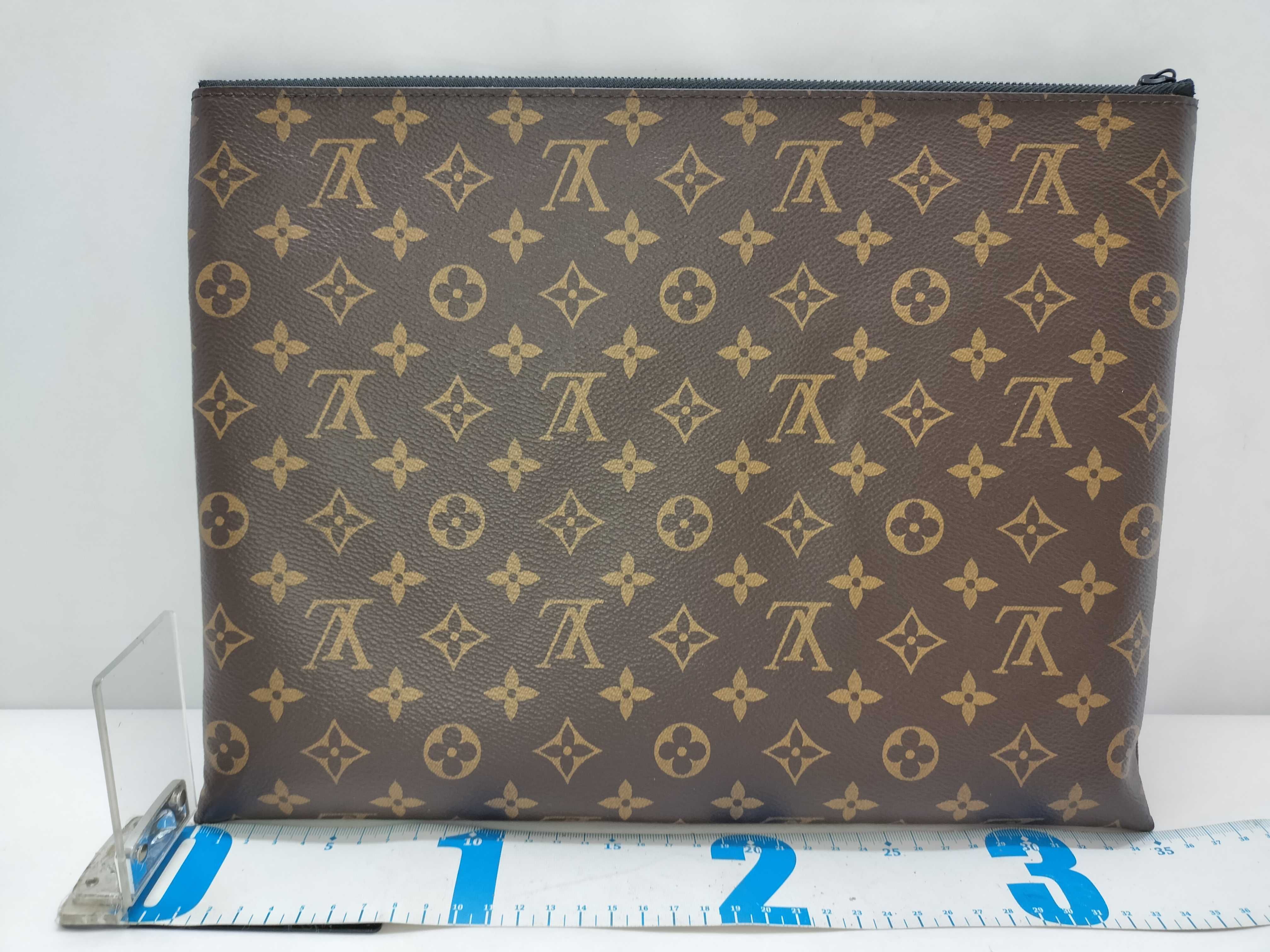 Monogram Vuitton Monogram Solar Ray Pochette A4 M44484 Clutch Bag — view 2