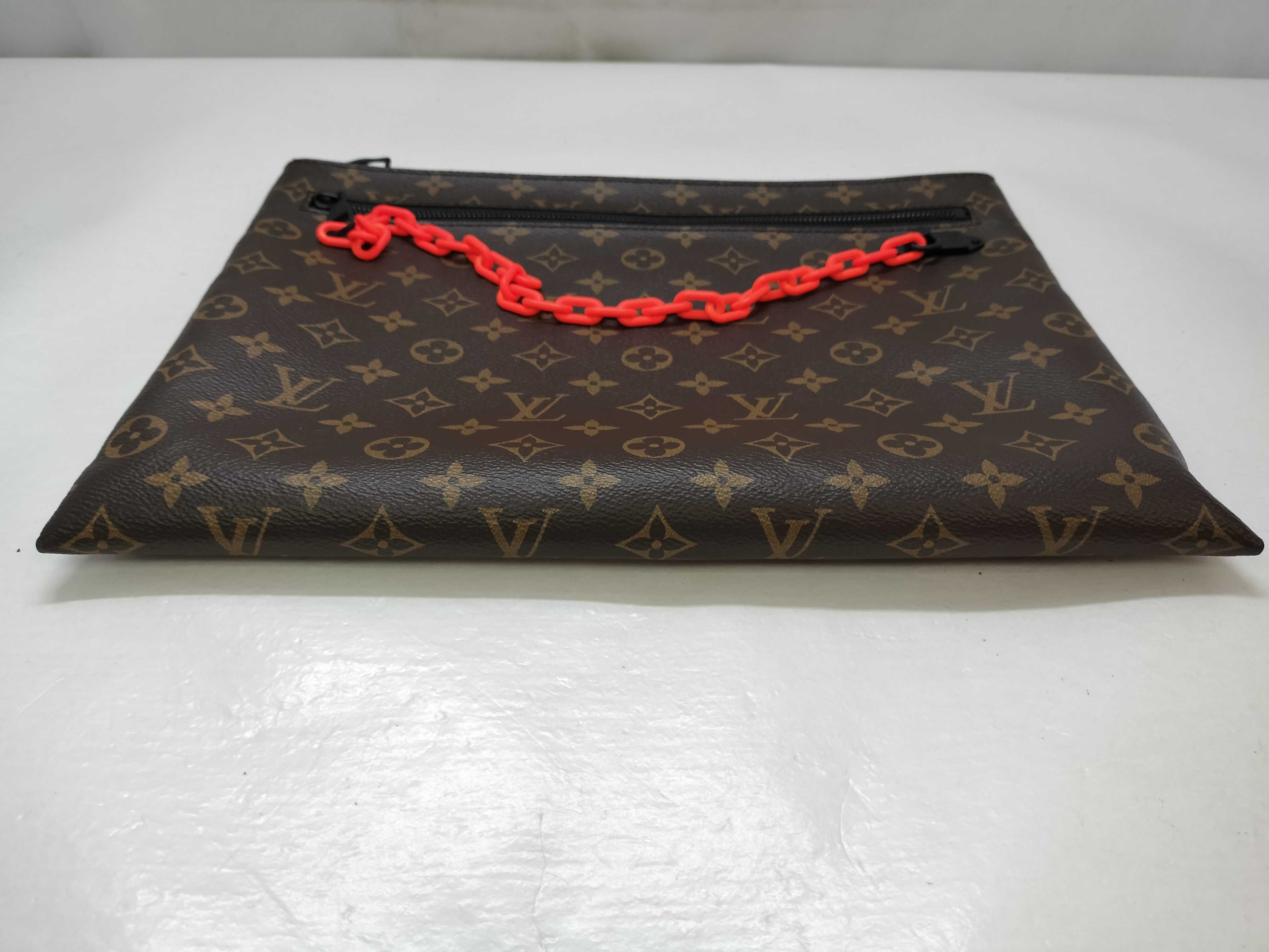 Monogram Vuitton Monogram Solar Ray Pochette A4 M44484 Clutch Bag — view 13