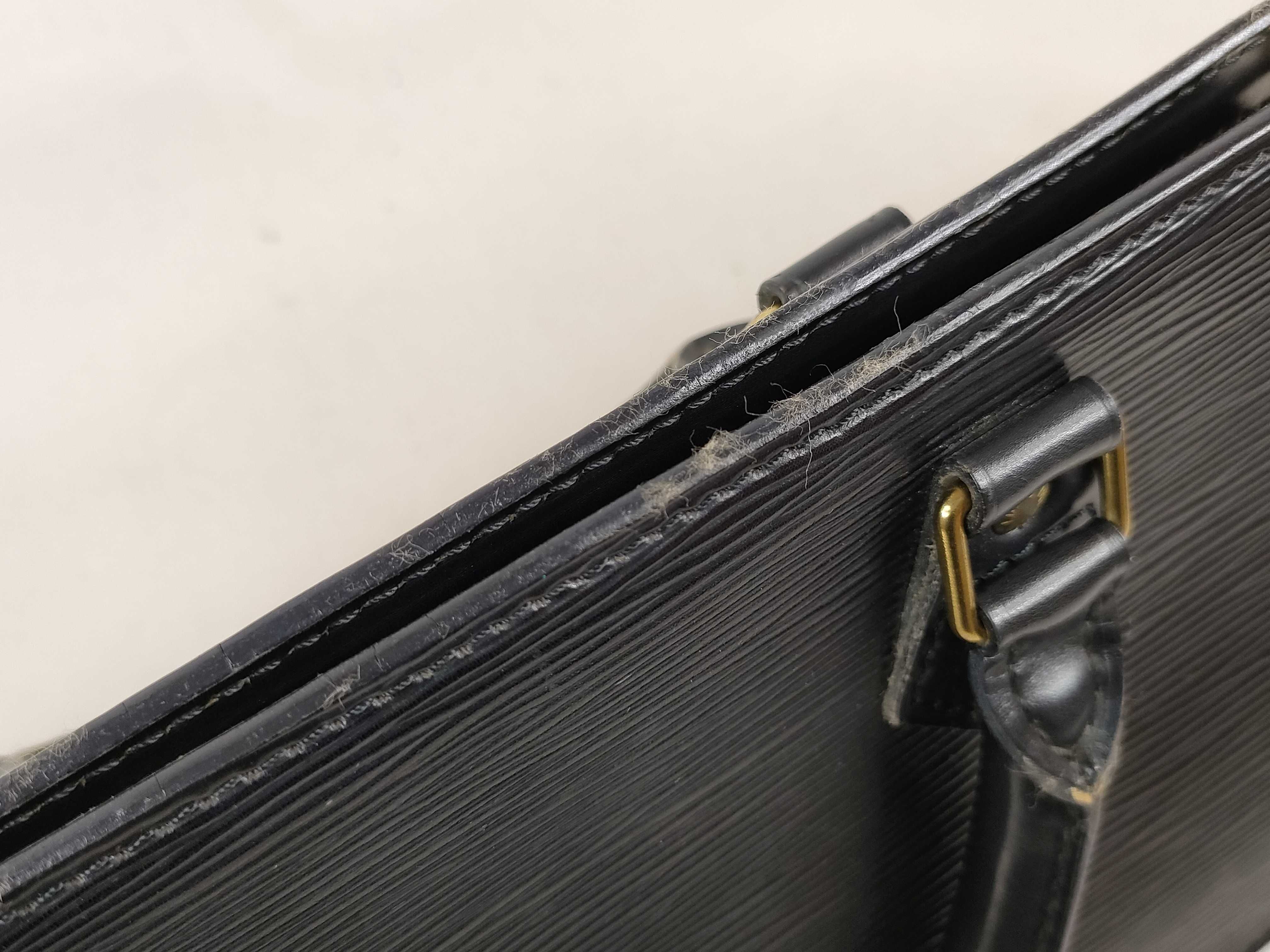 Epi Leather Handbag Sac Triangle Handbag — view 14