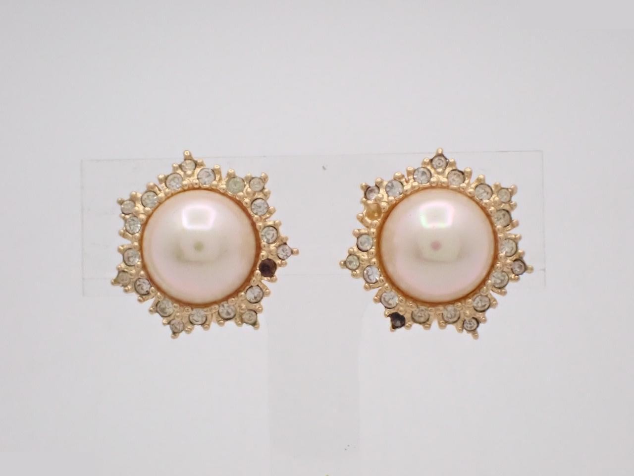 Other lines: Pearl Earrings