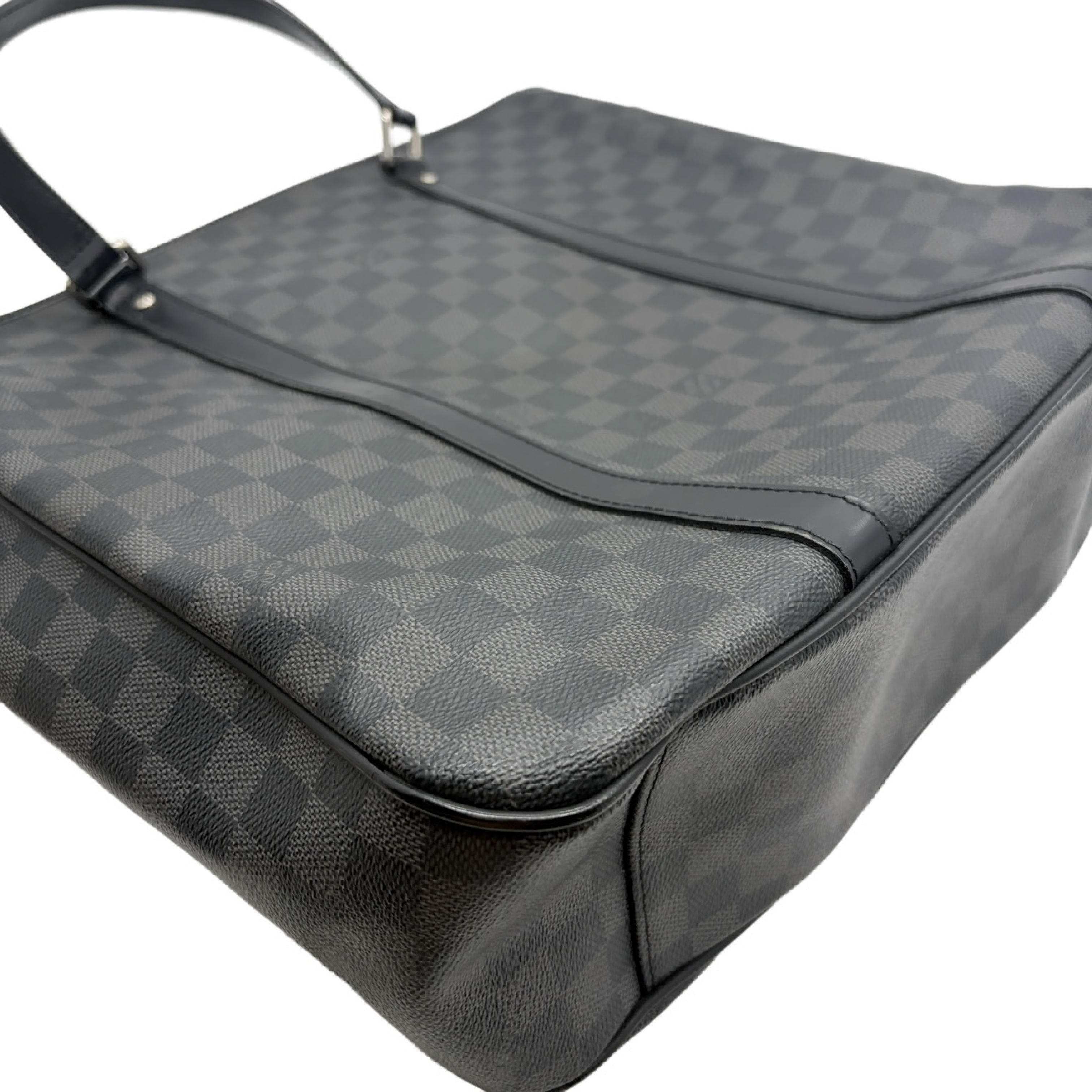 Damier Graphite Tadao Business Bag — view 5