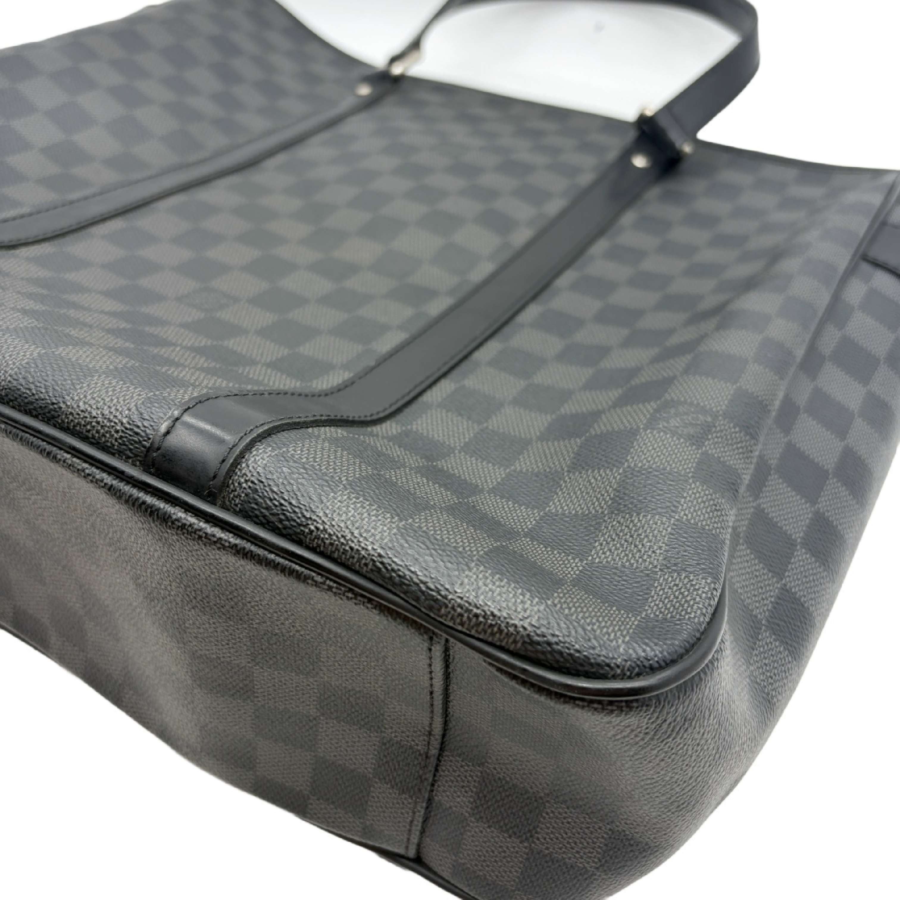 Damier Graphite Tadao Business Bag — view 7