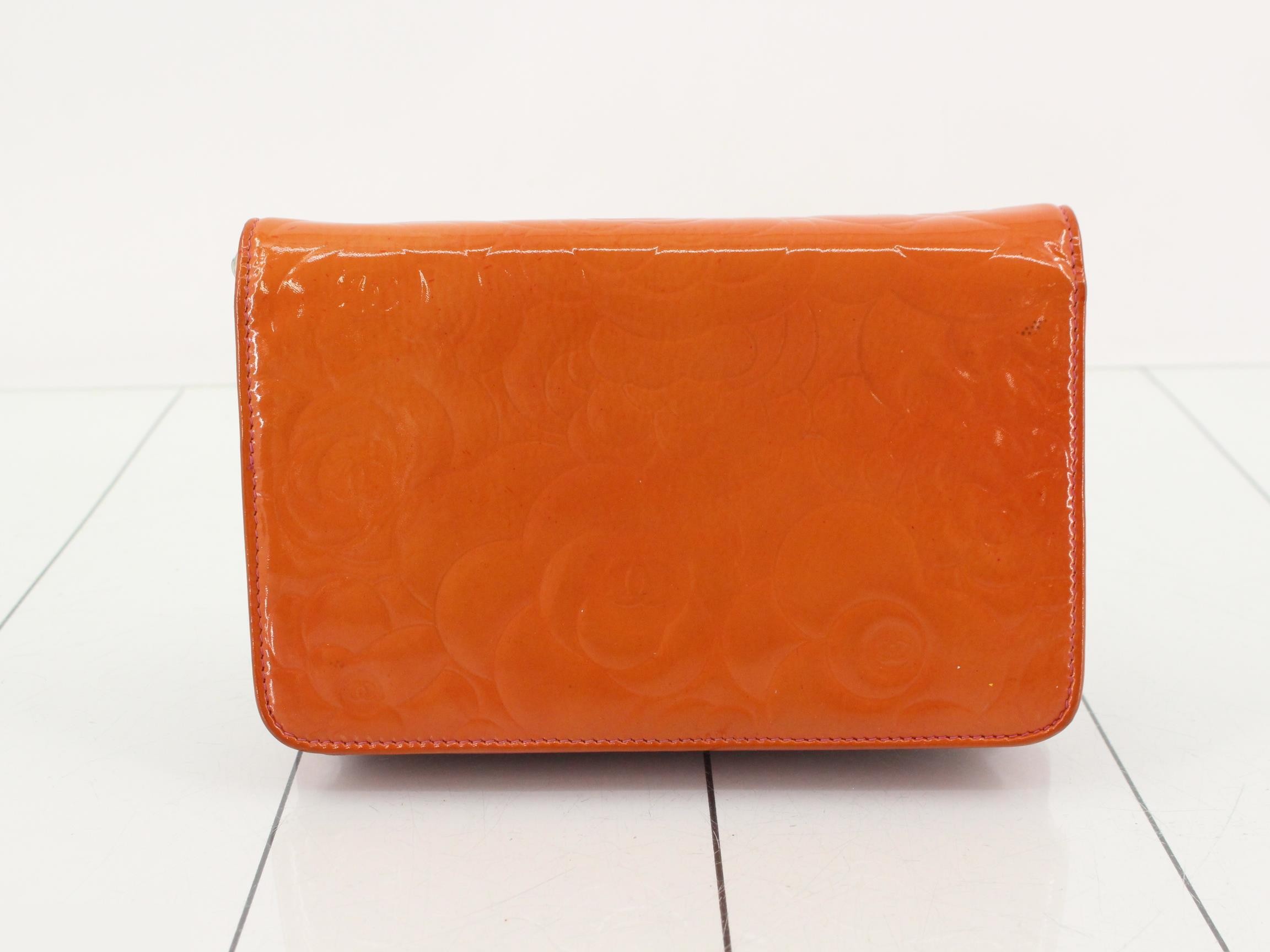 Camellia Chain Wallet — view 2