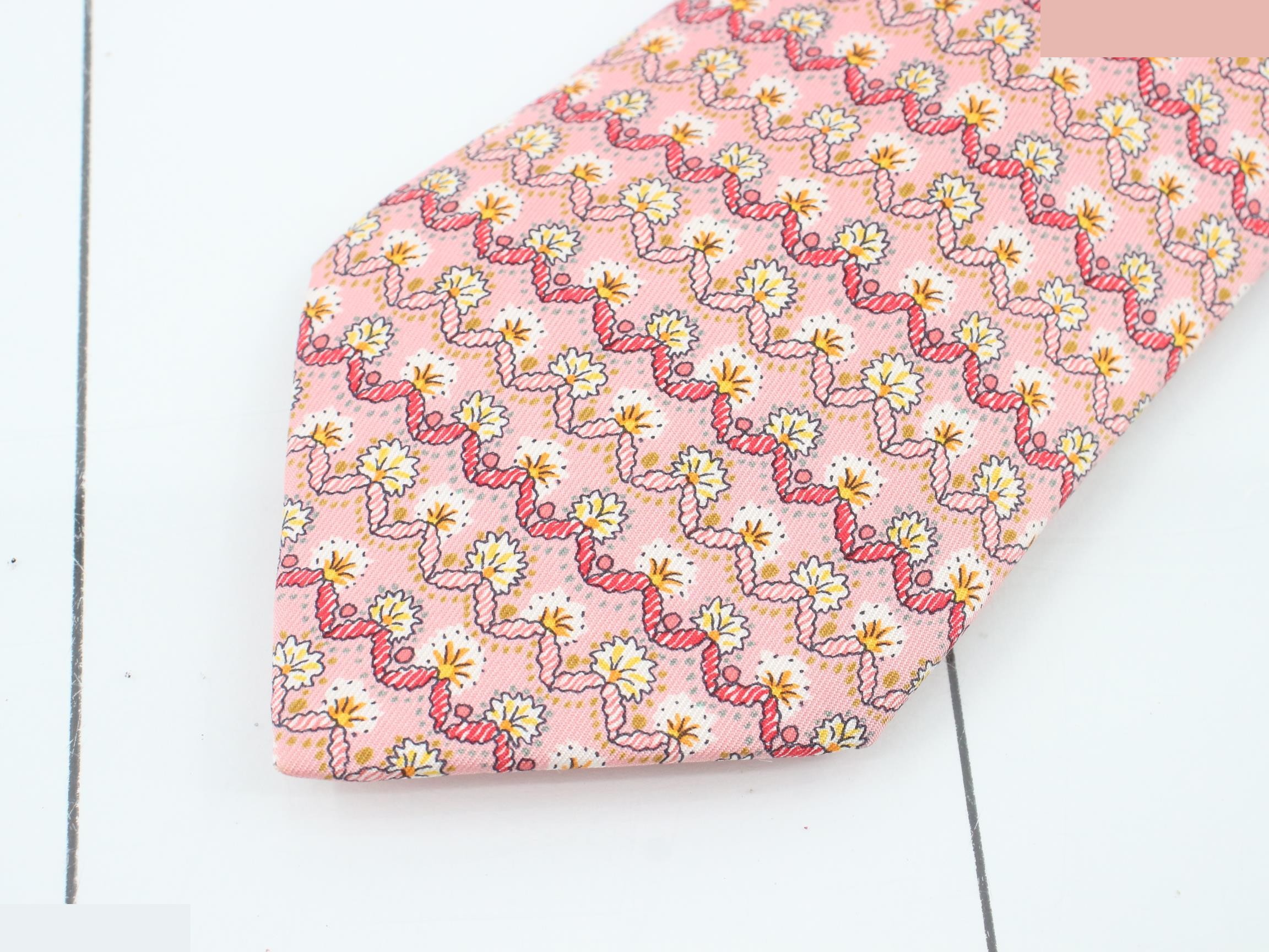 silk tie, pink — view 3