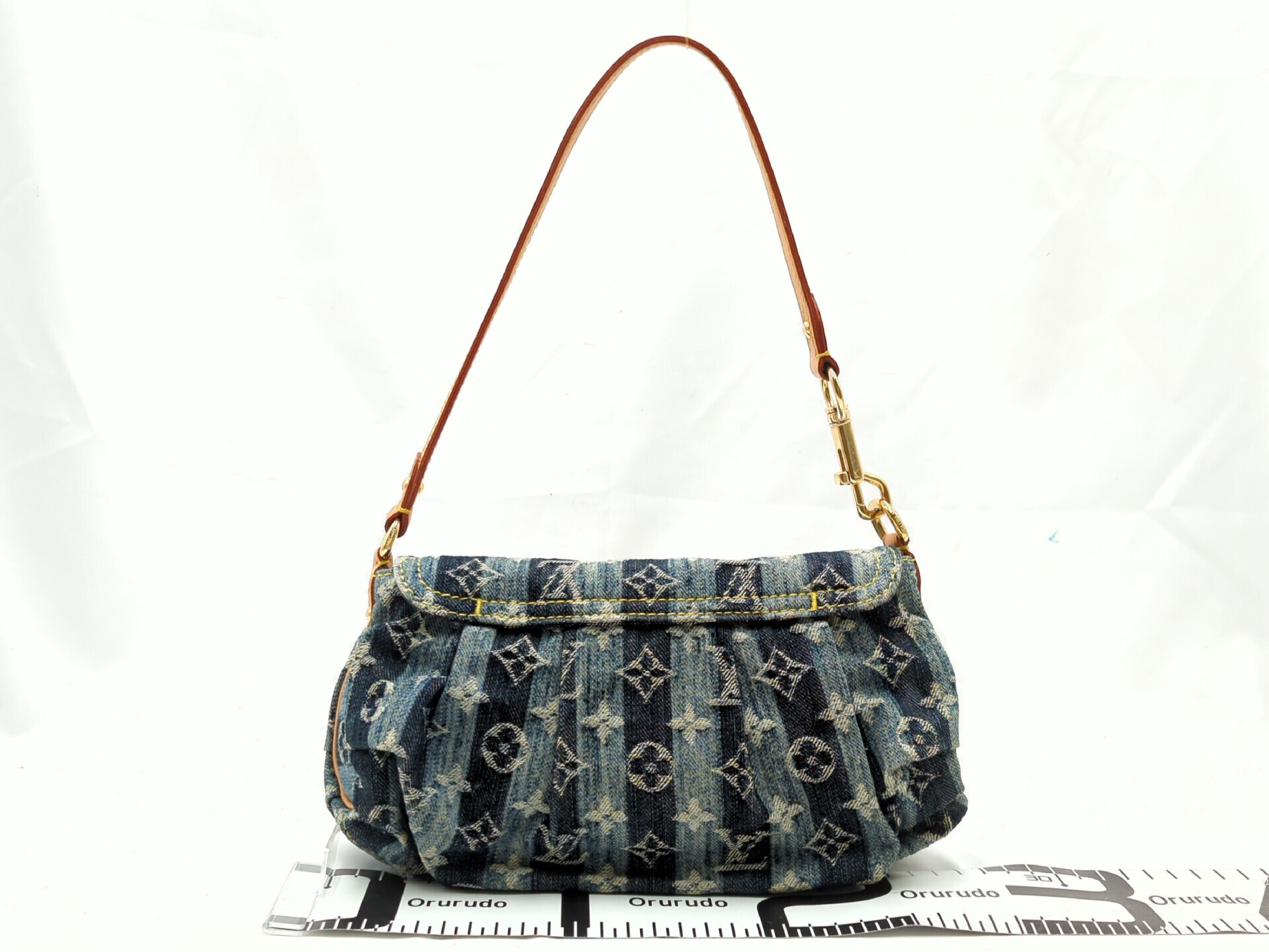 M95333 Monogram Denim Mini Pleaty Raye Shoulder Bag — view 2