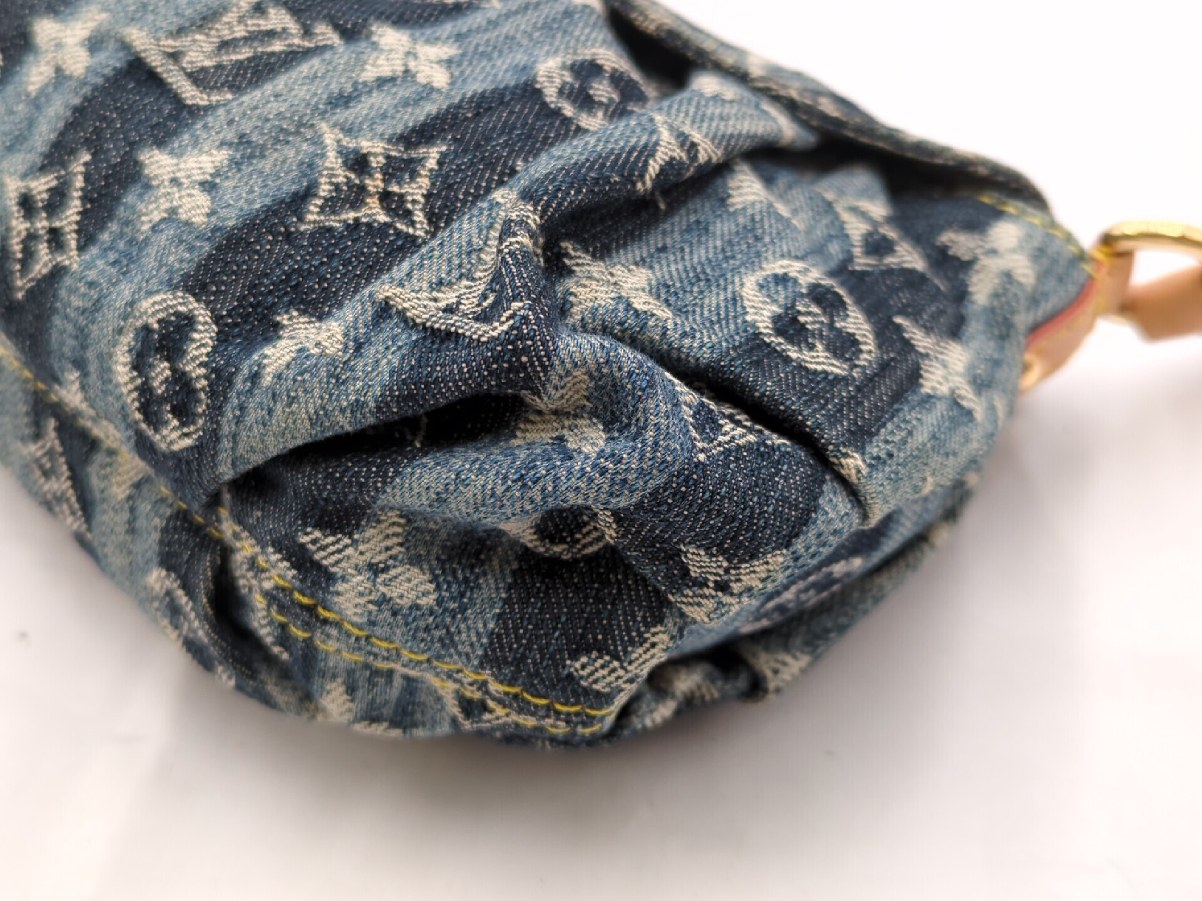 M95333 Monogram Denim Mini Pleaty Raye Shoulder Bag — view 4