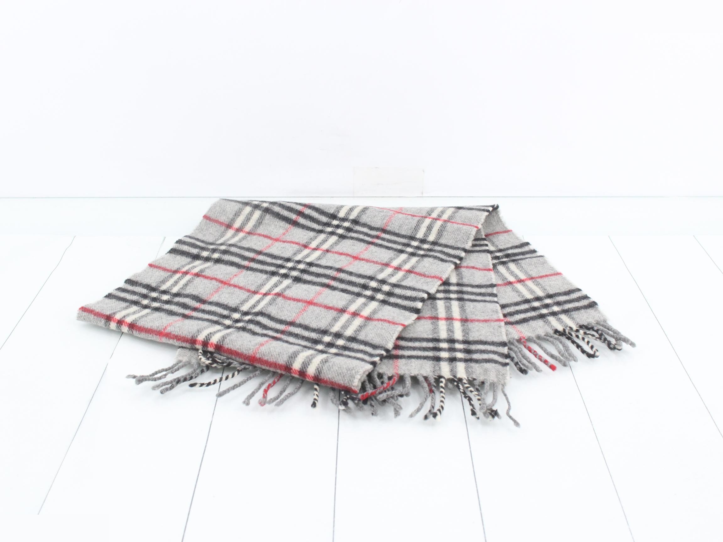 muffler — view 3
