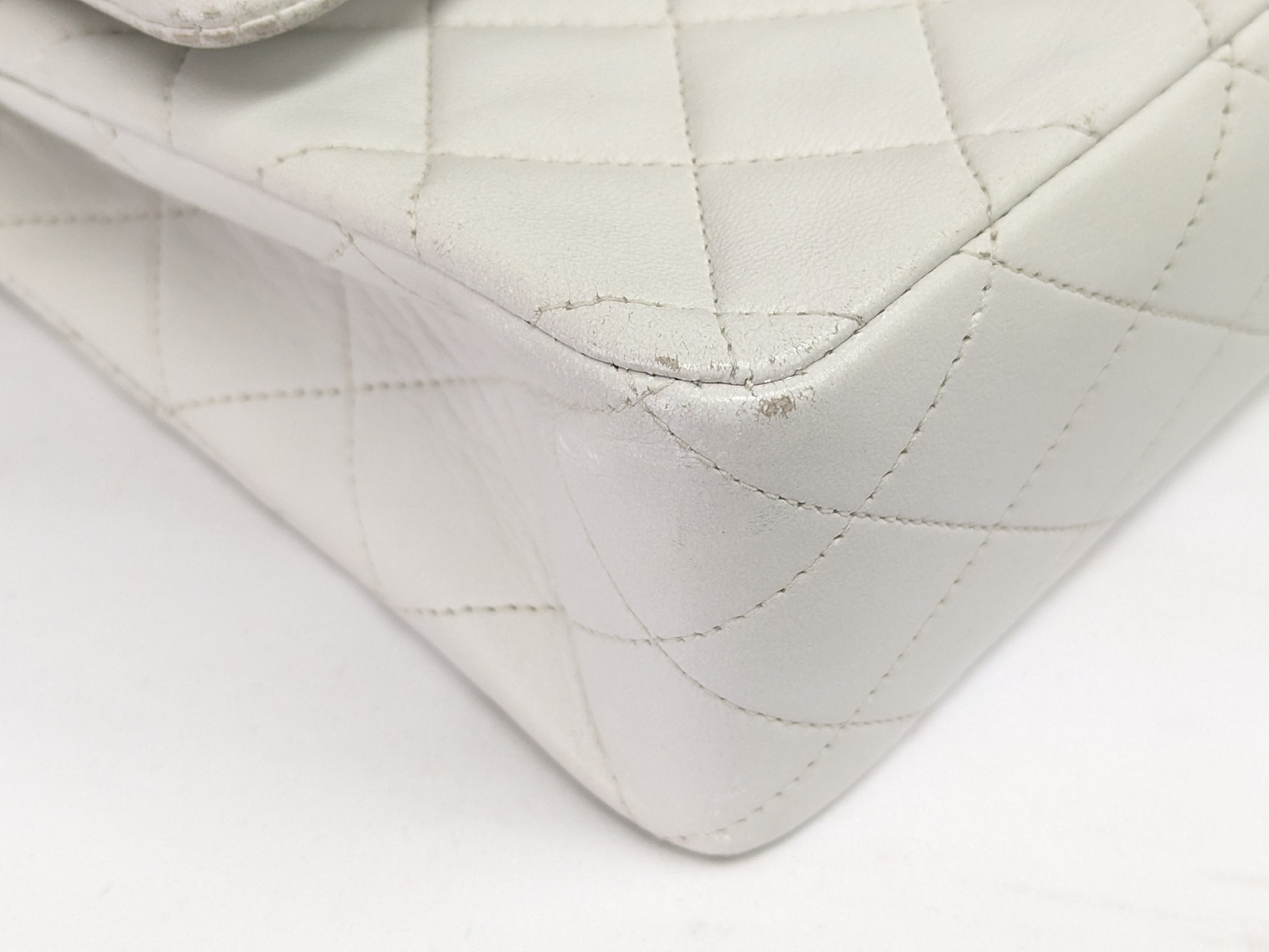 Lambskin Double Flap 25 White Shoulder Bag — view 3