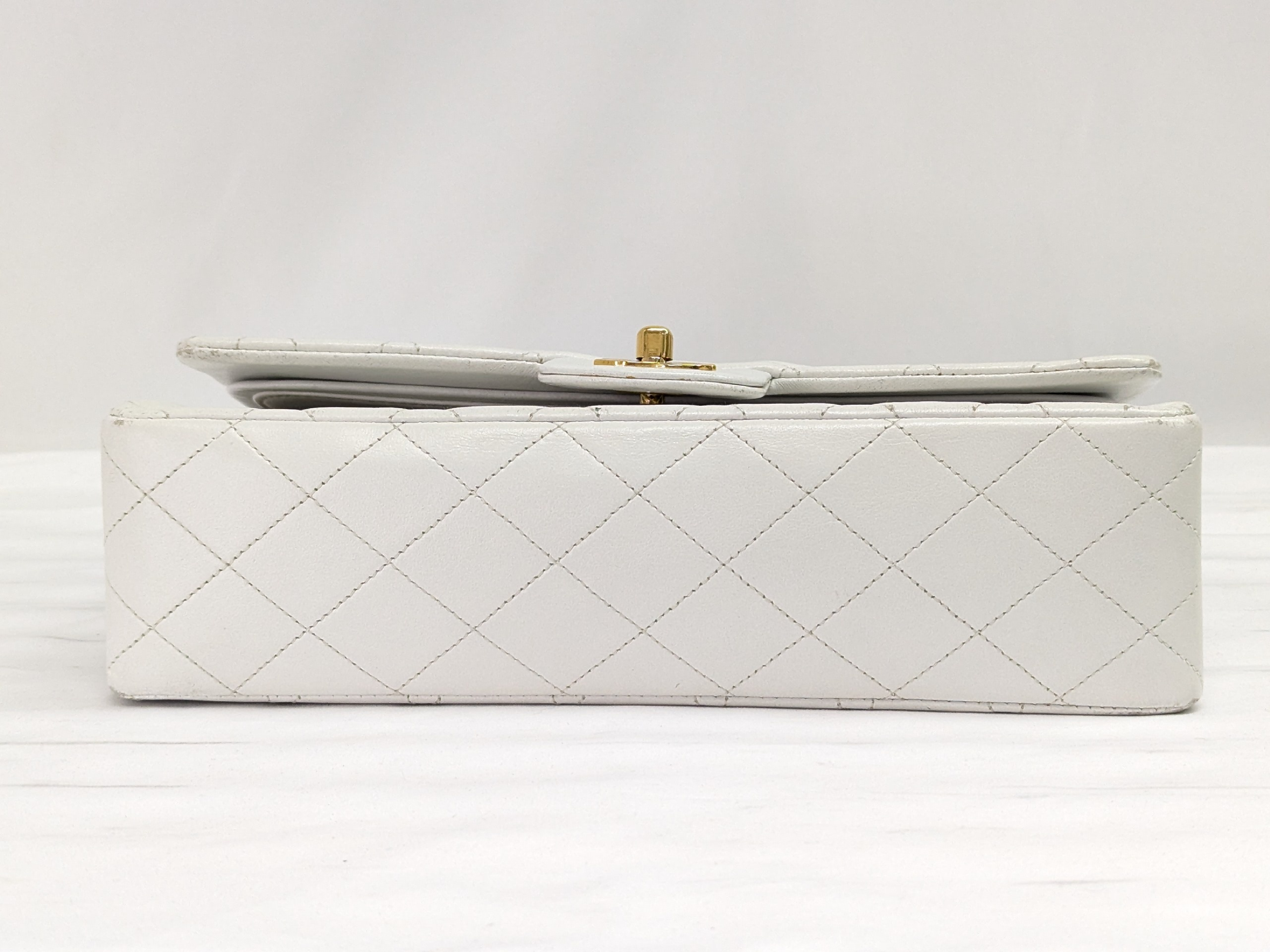 Lambskin Double Flap 25 White Shoulder Bag — view 5