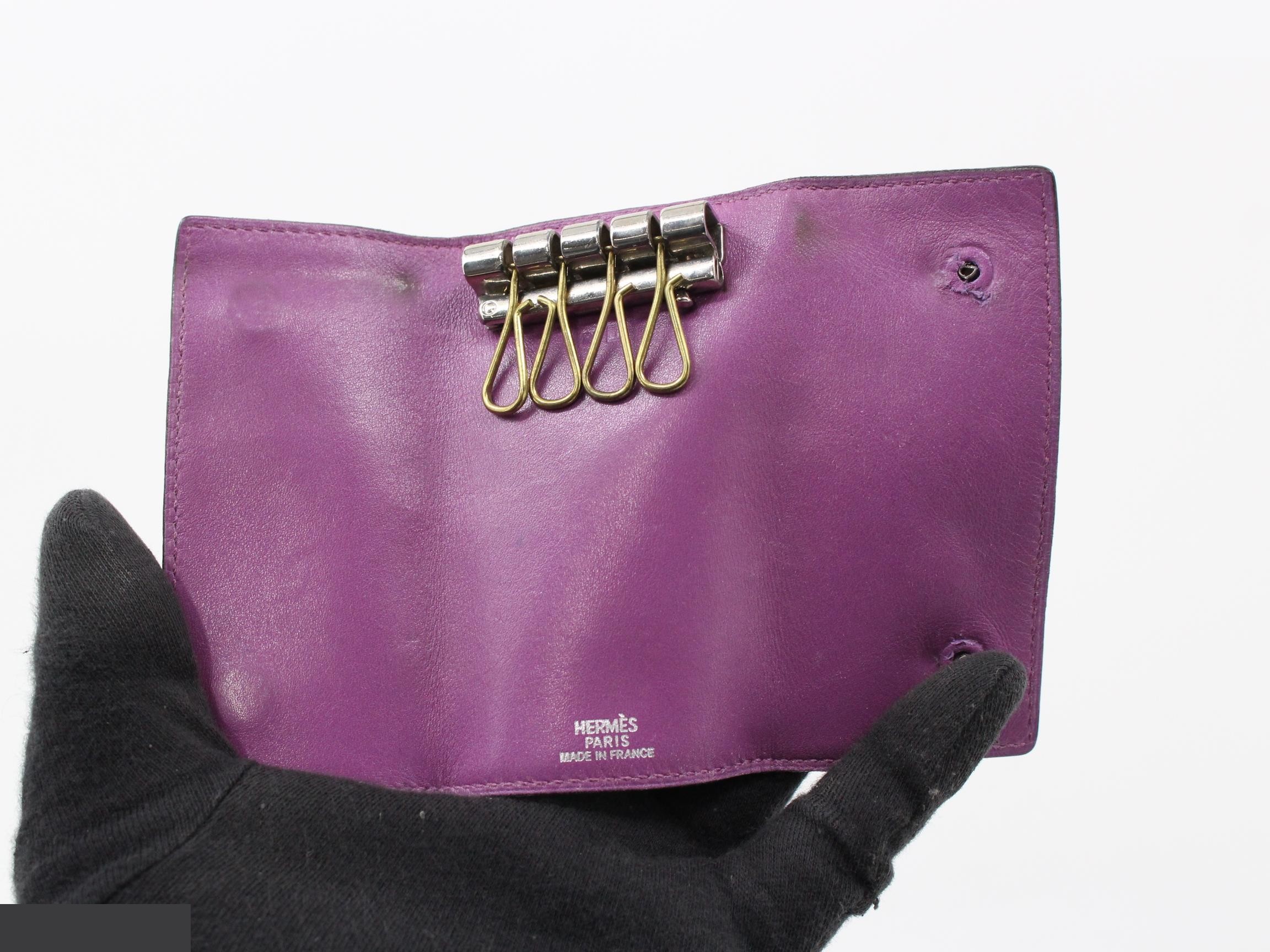 Key case — view 4